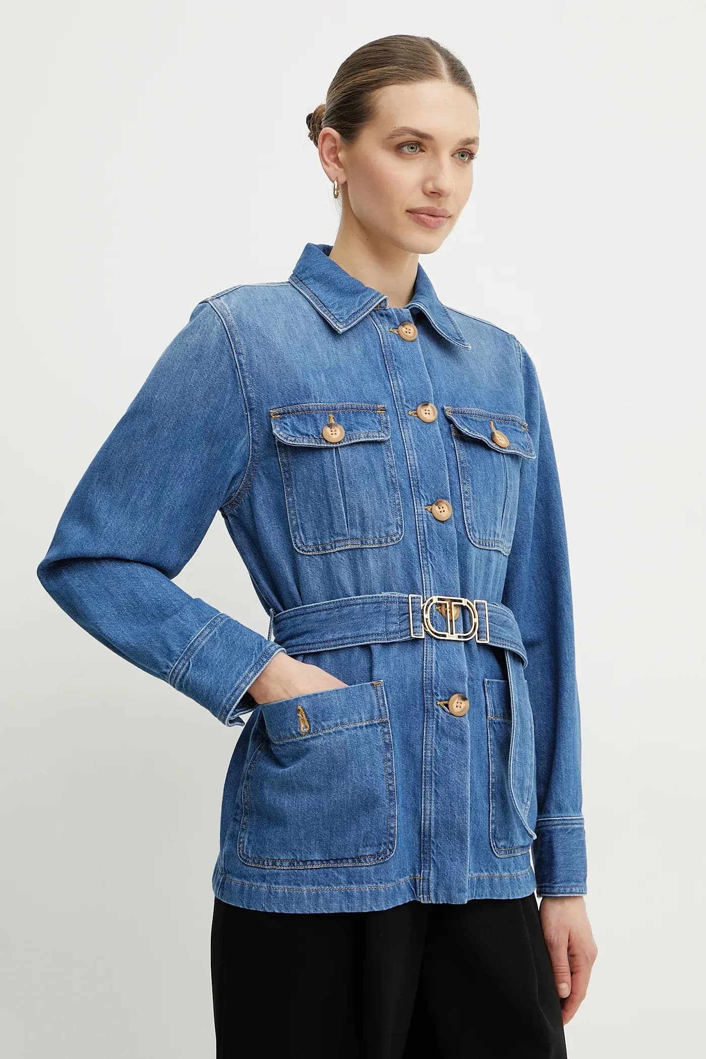 Джинсовая куртка