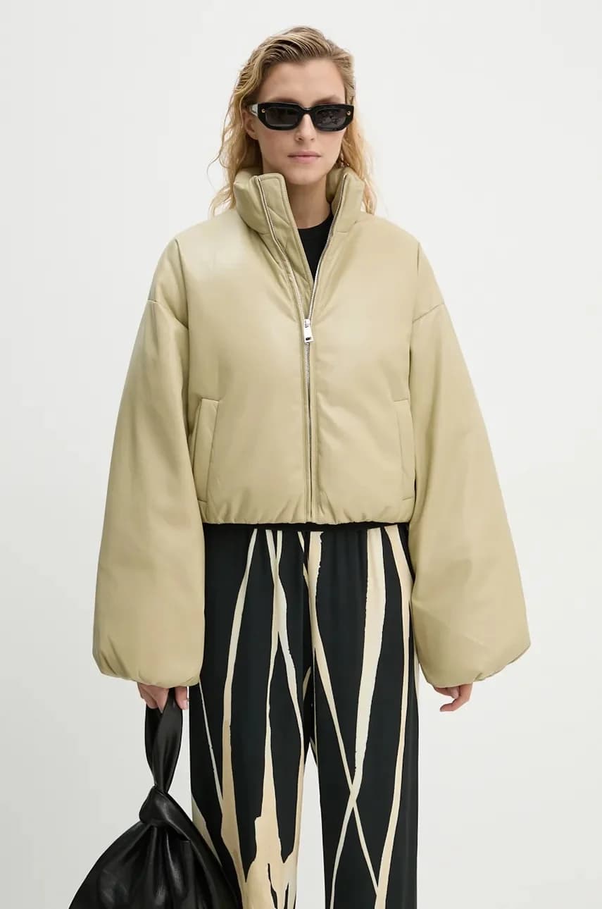 ЛИЛИМА пуховик