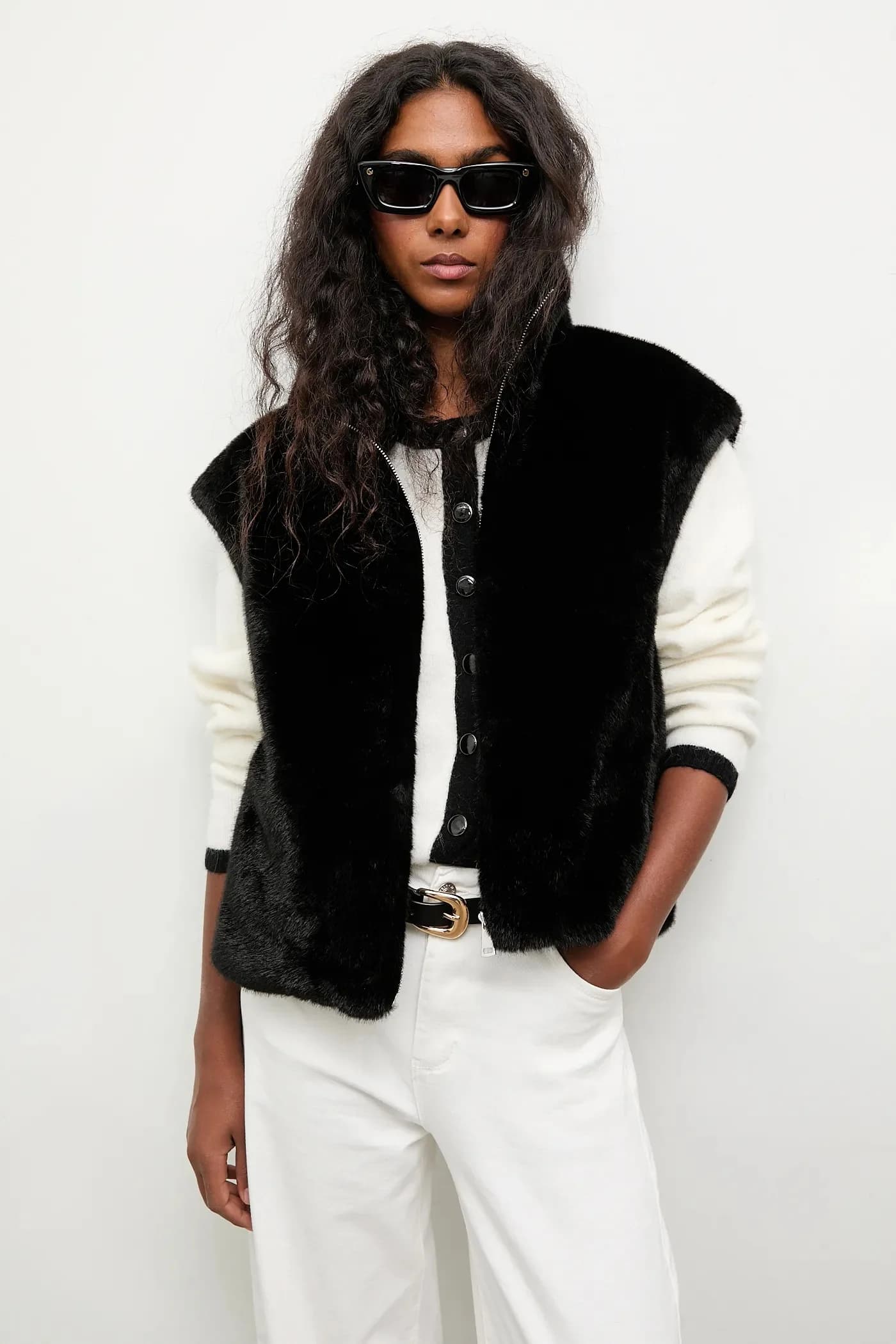 Без рукавов