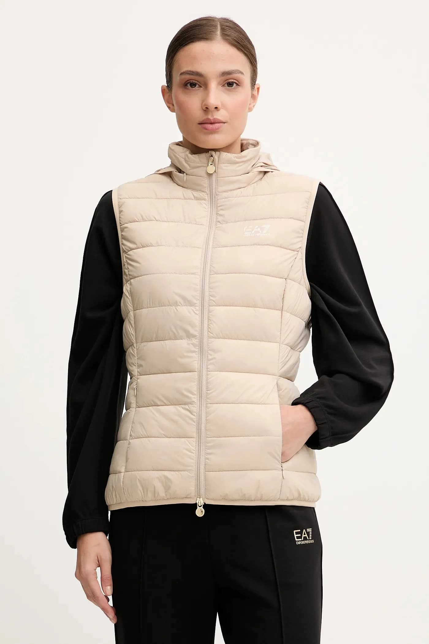 Без рукавов