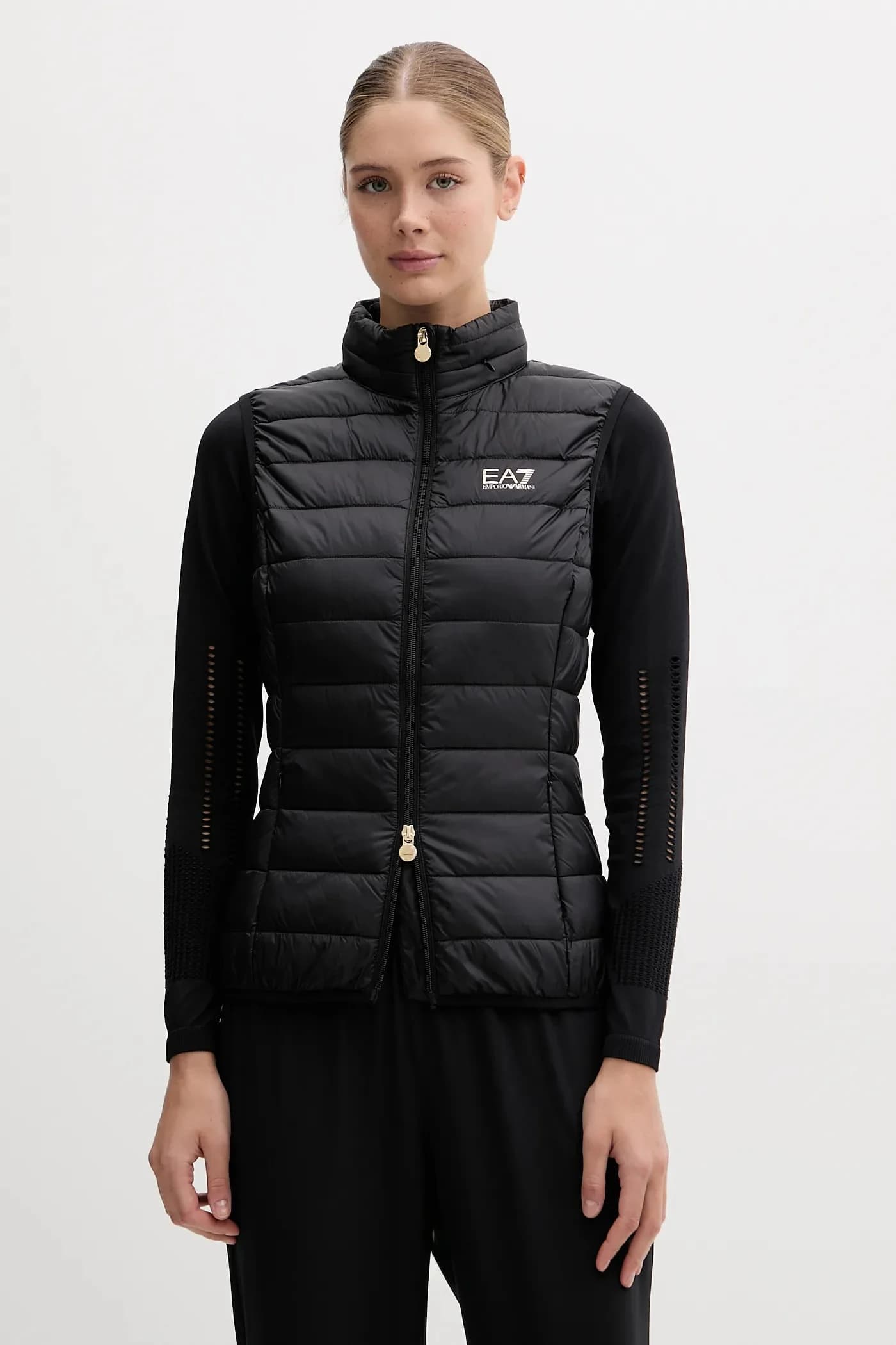 Без рукавов