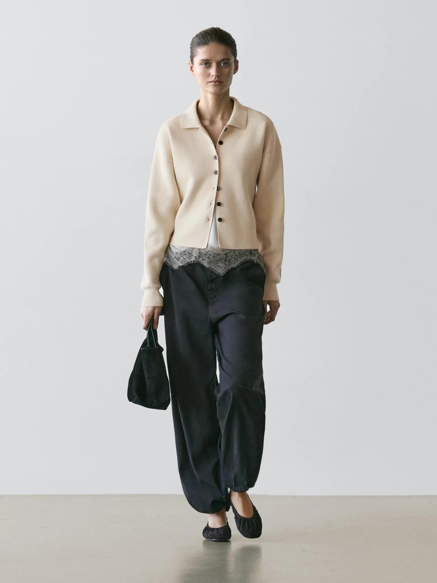 Вязаный хлопковый кардиган с воротником-поло.