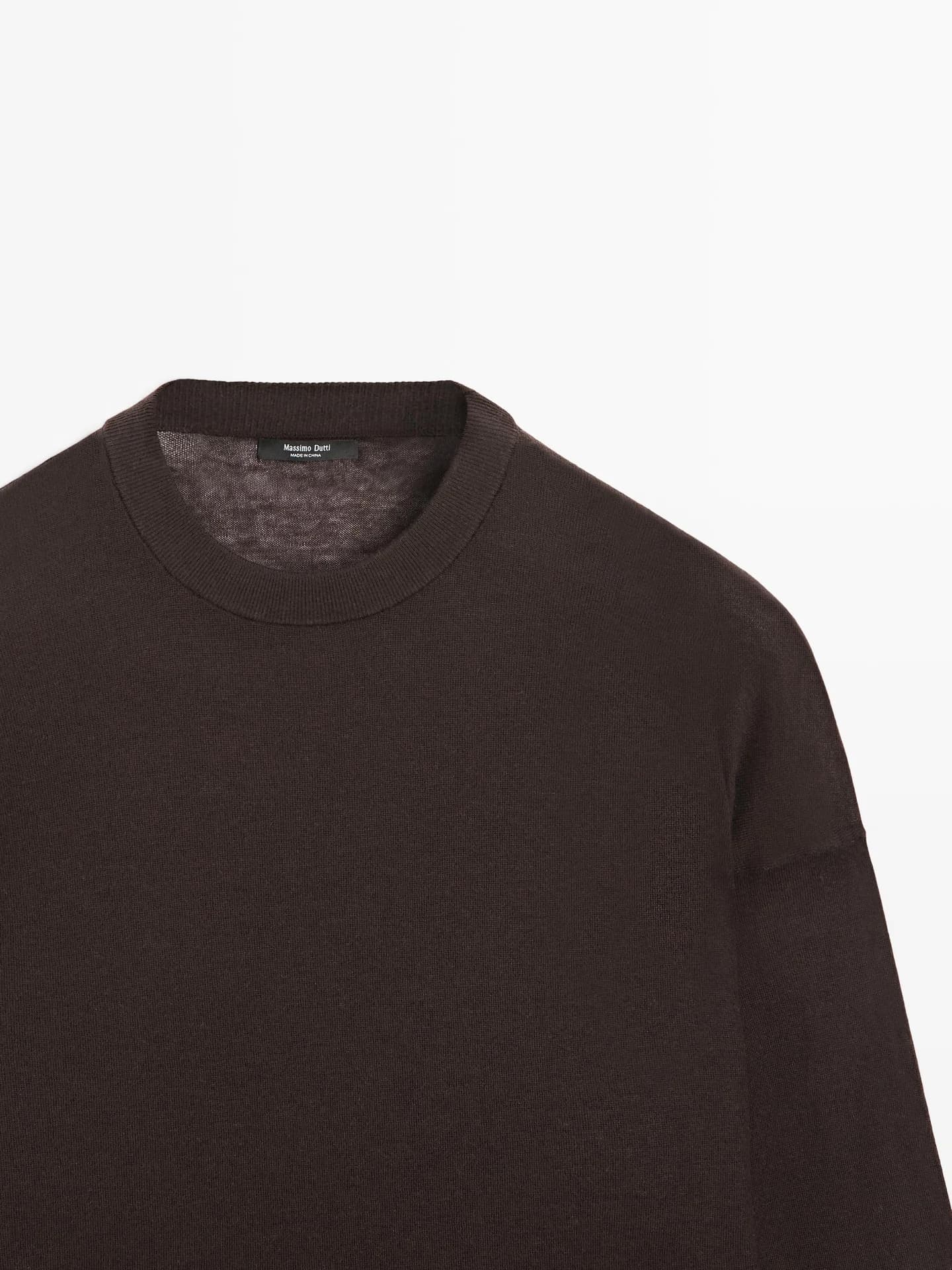 Вязаный свитер оверсайз из смесовой шерсти.