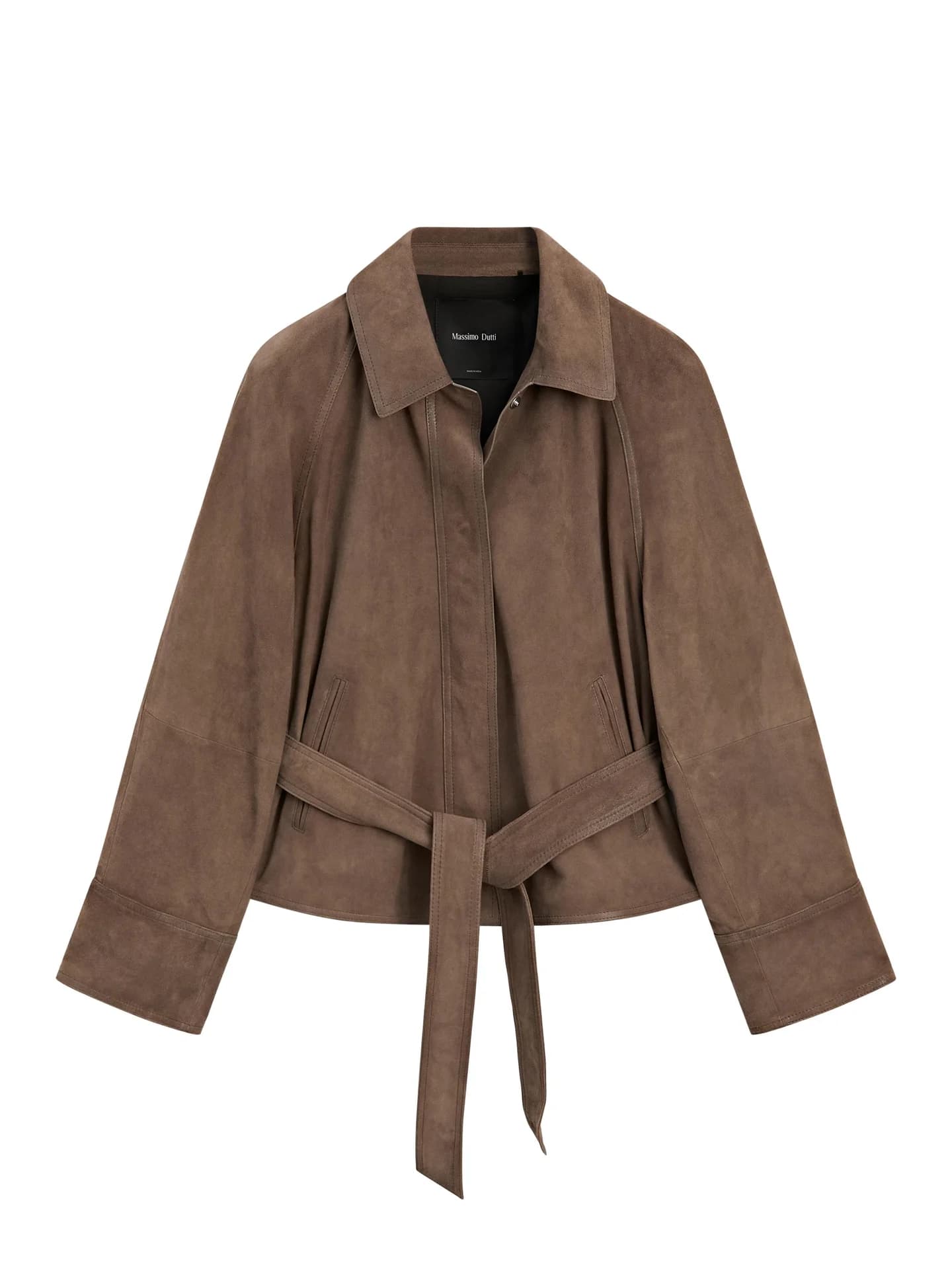 Замшевая куртка с кожаным ремнем