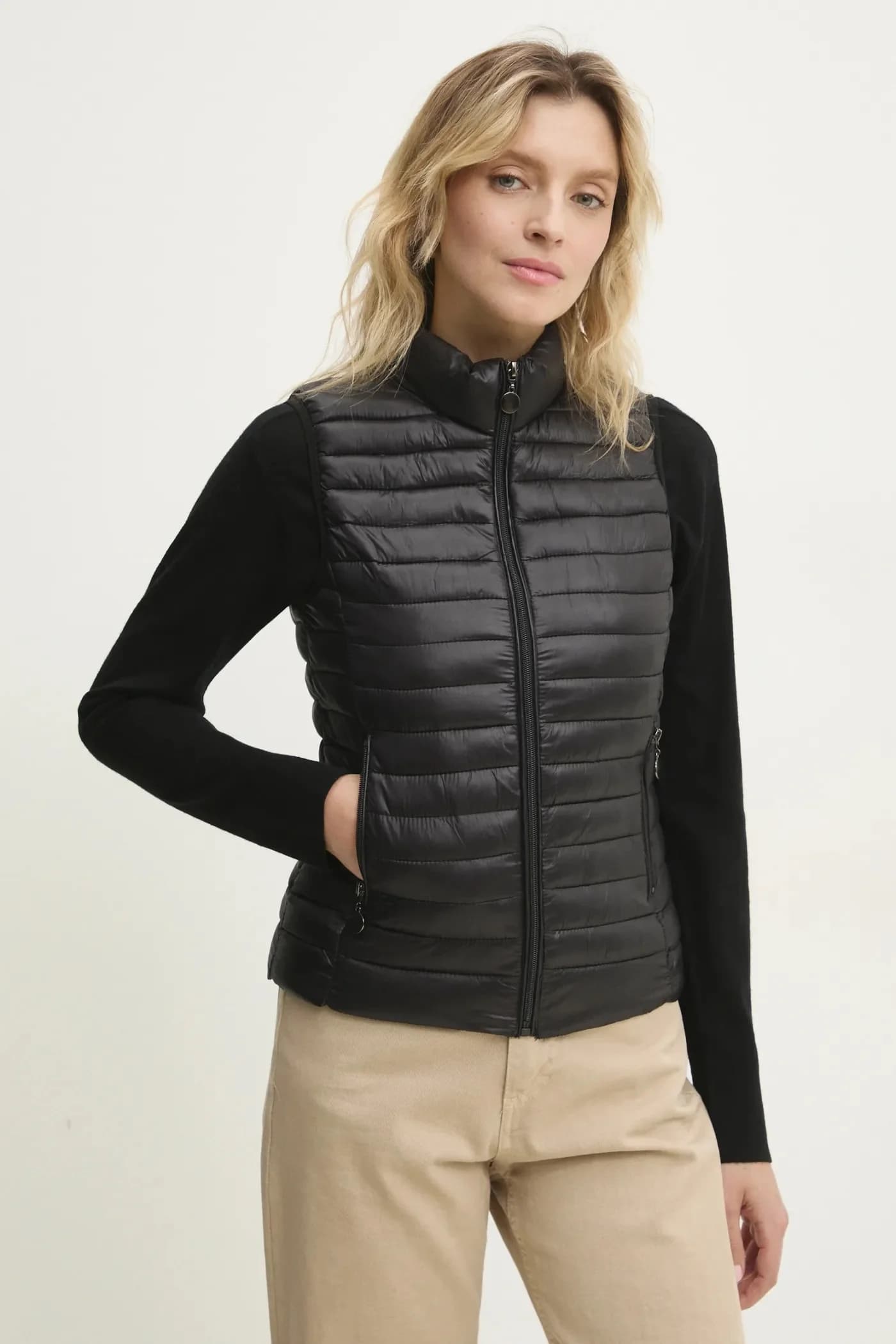 Без рукавов