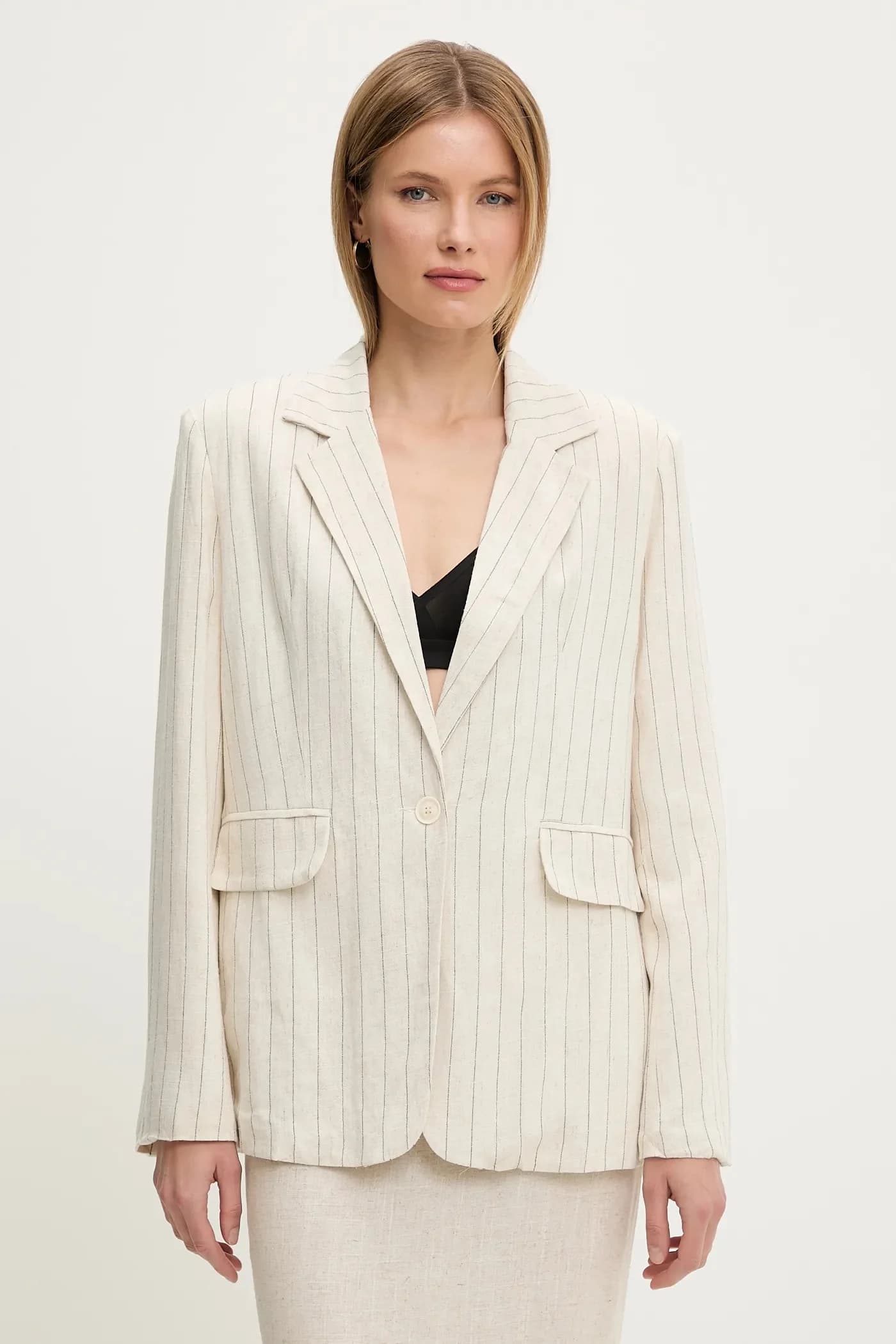 Льняная куртка