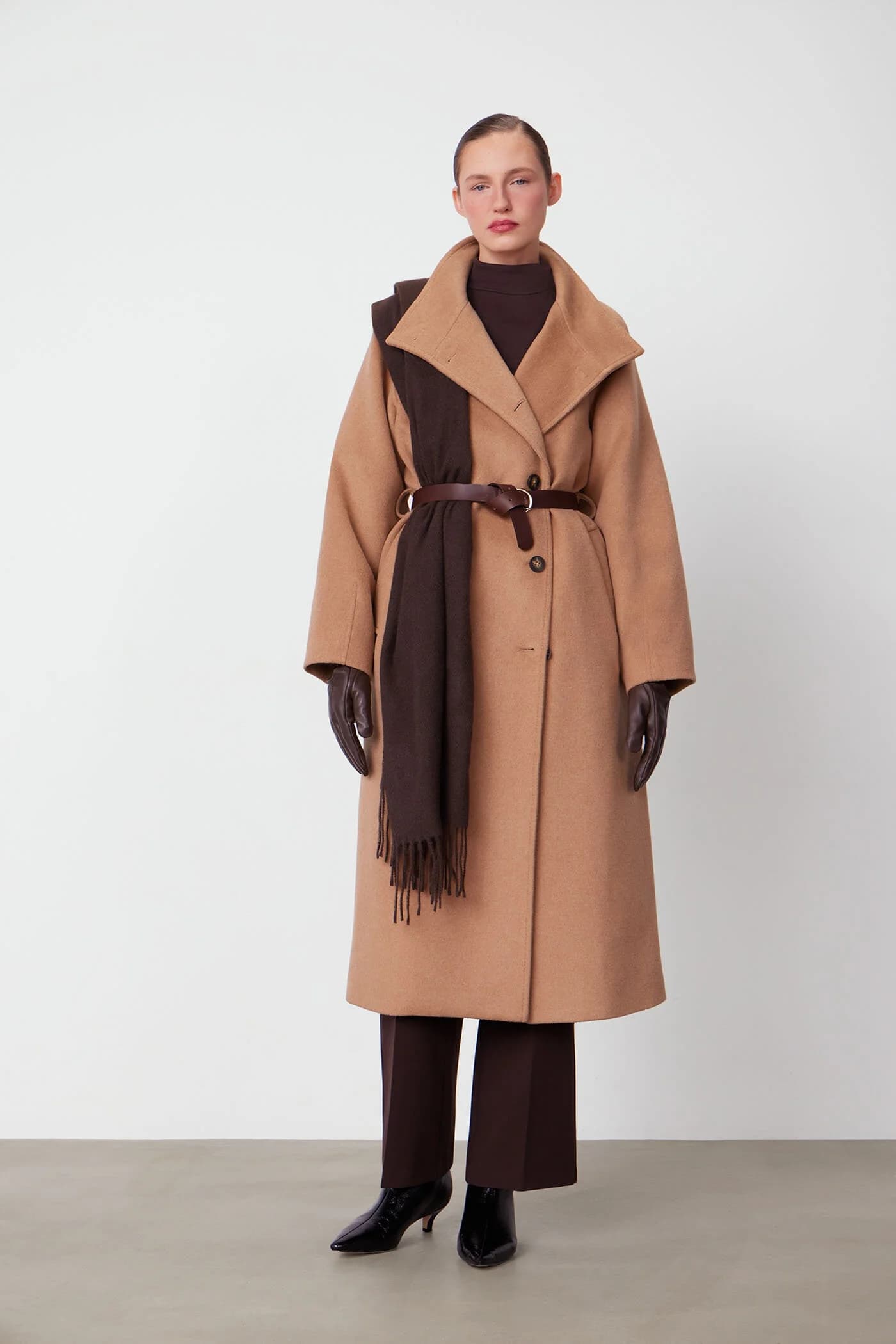 Шерстяное пальто