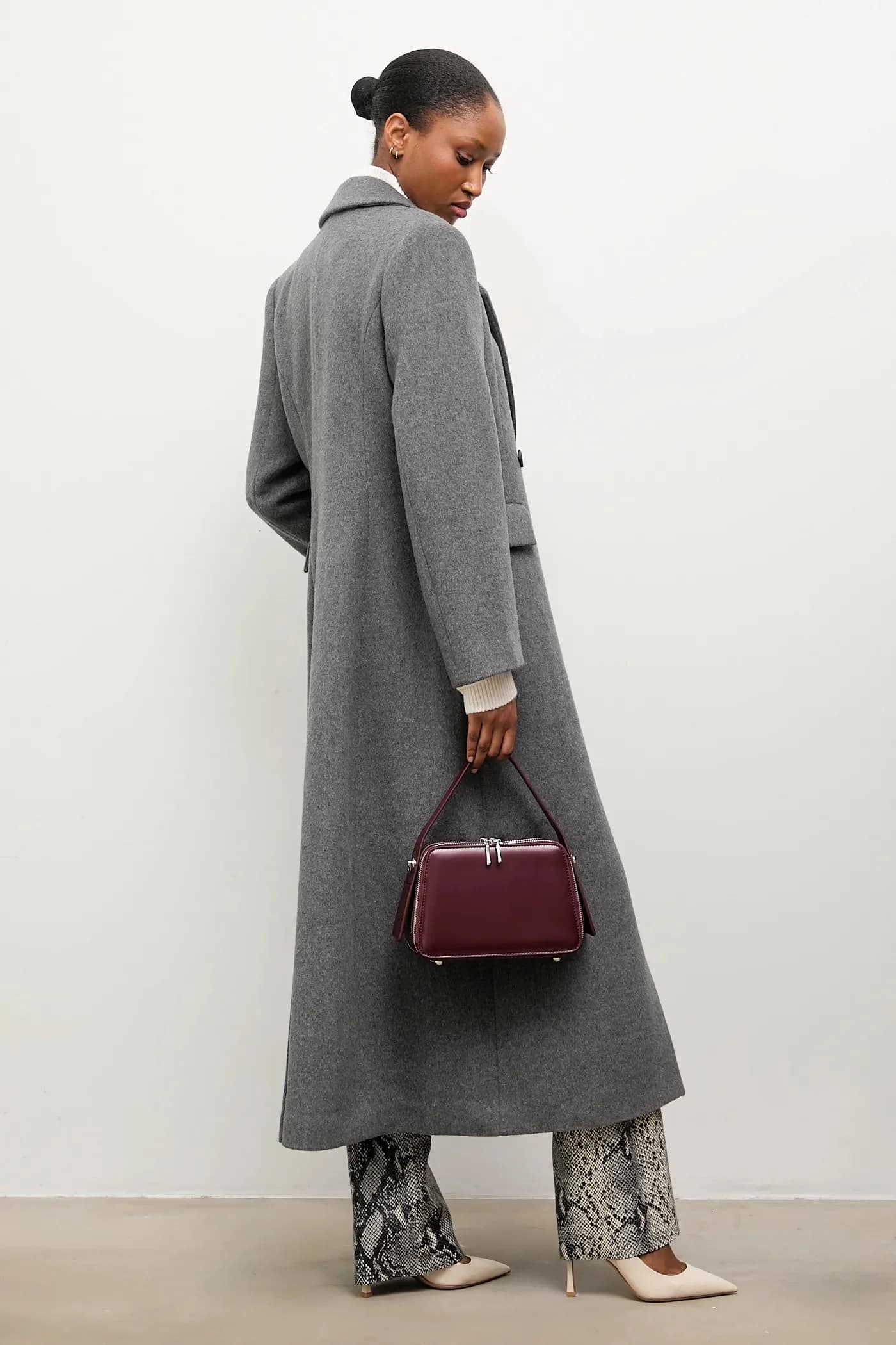 Шерстяное пальто