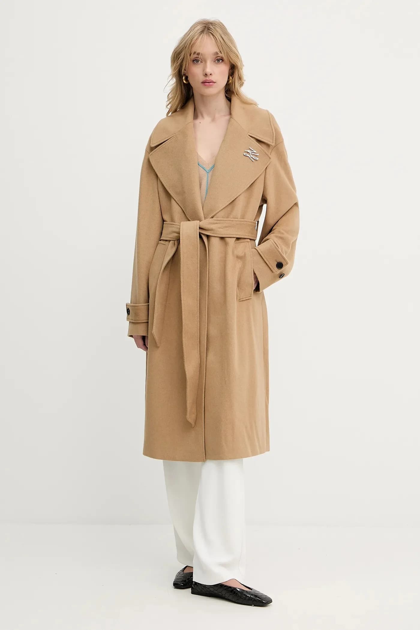 Шерстяное пальто