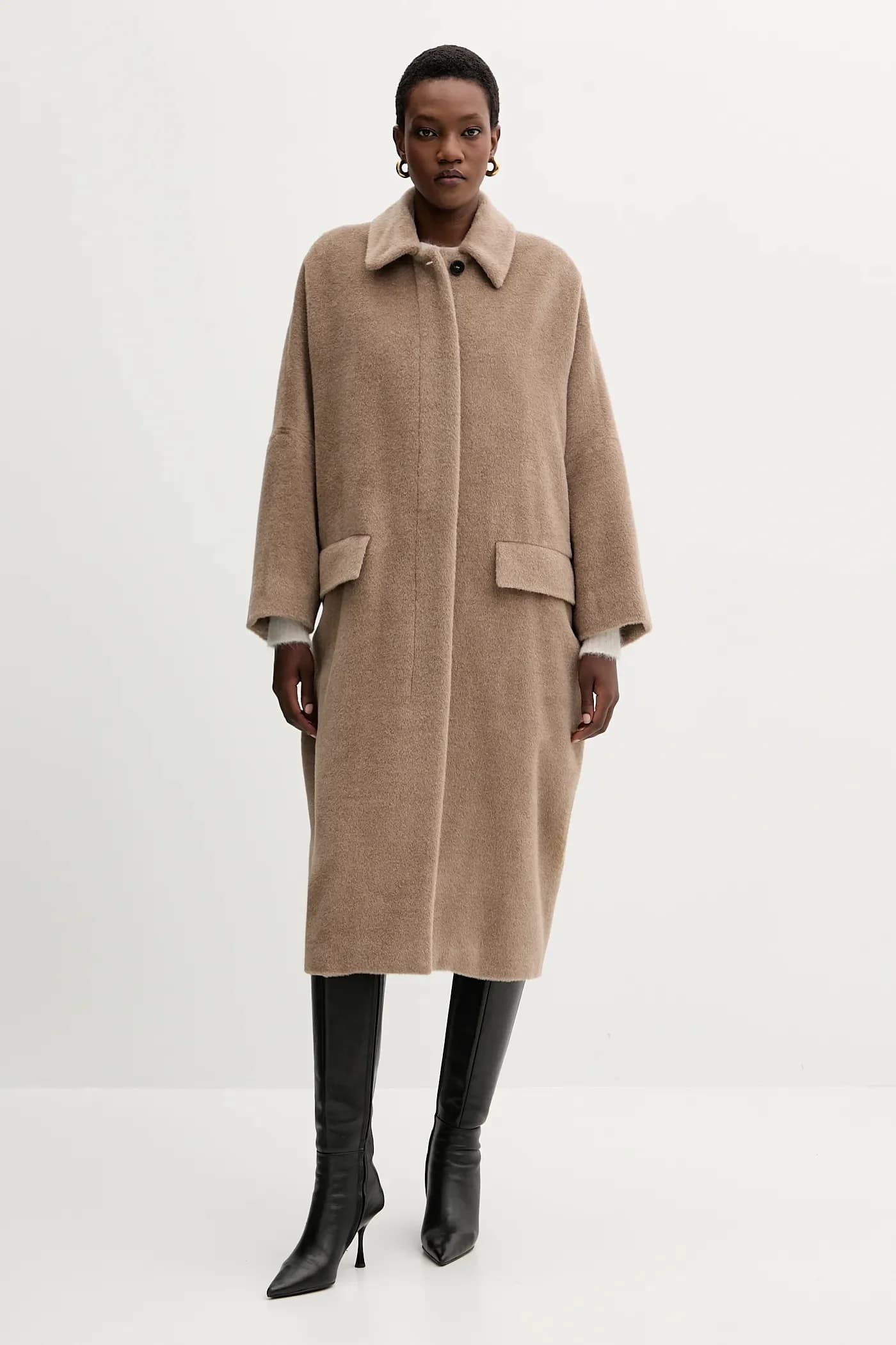 Шерстяное пальто