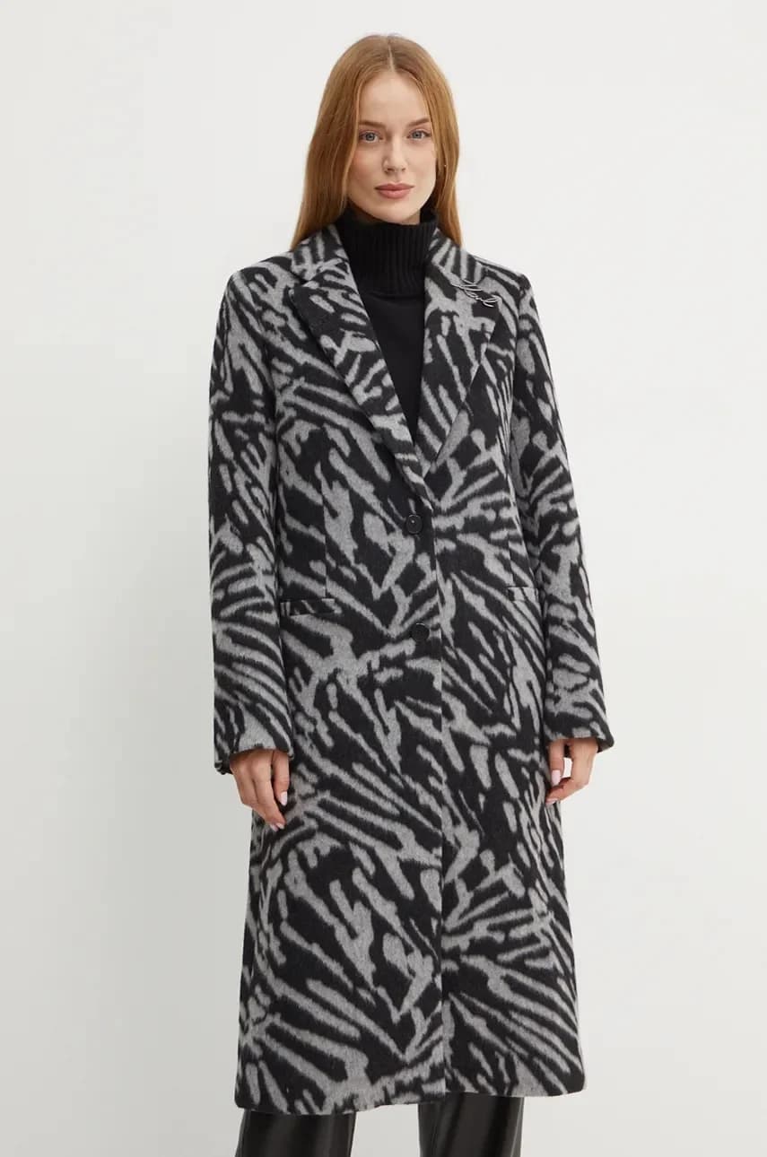 Шерстяное пальто