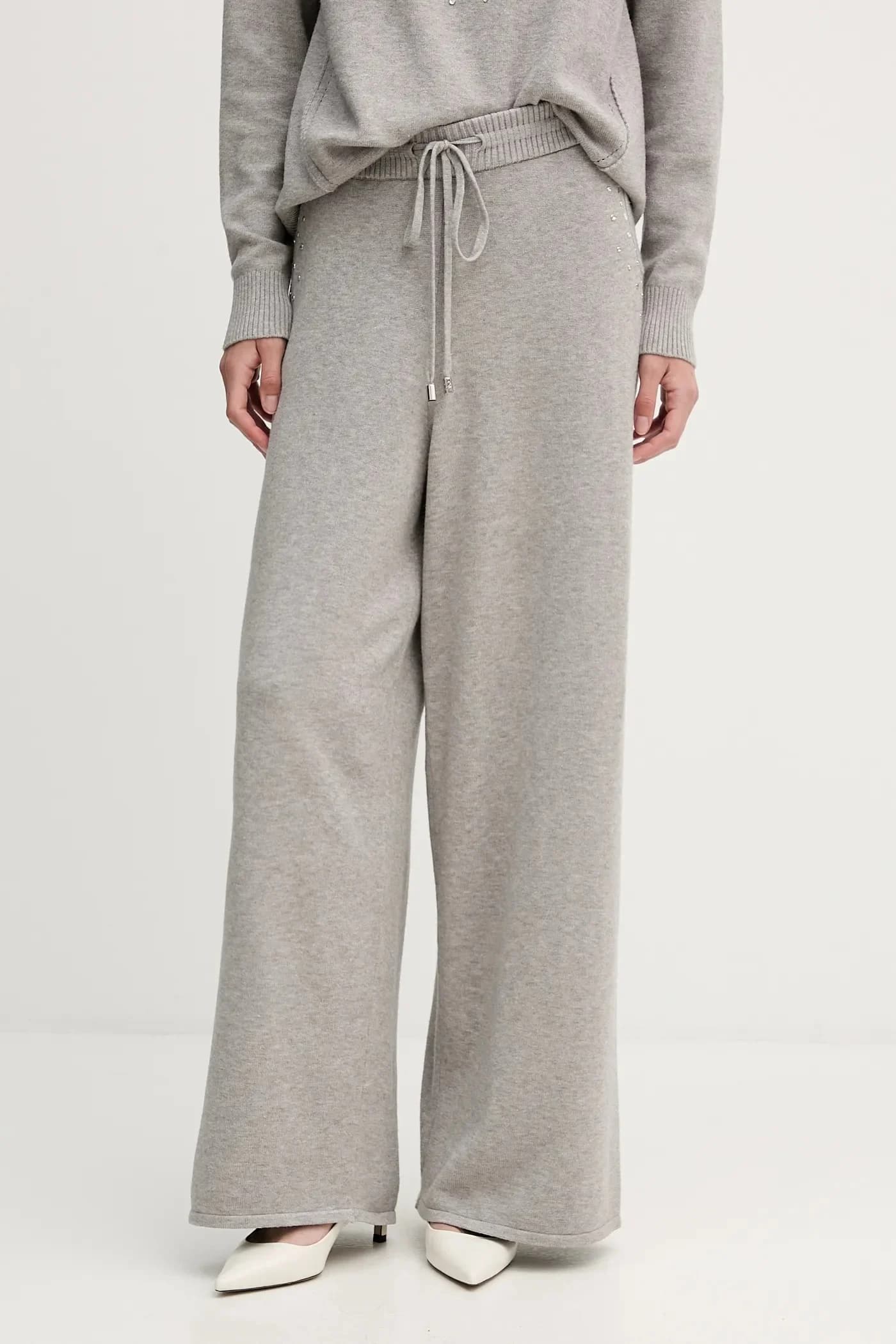 Спортивные штаны