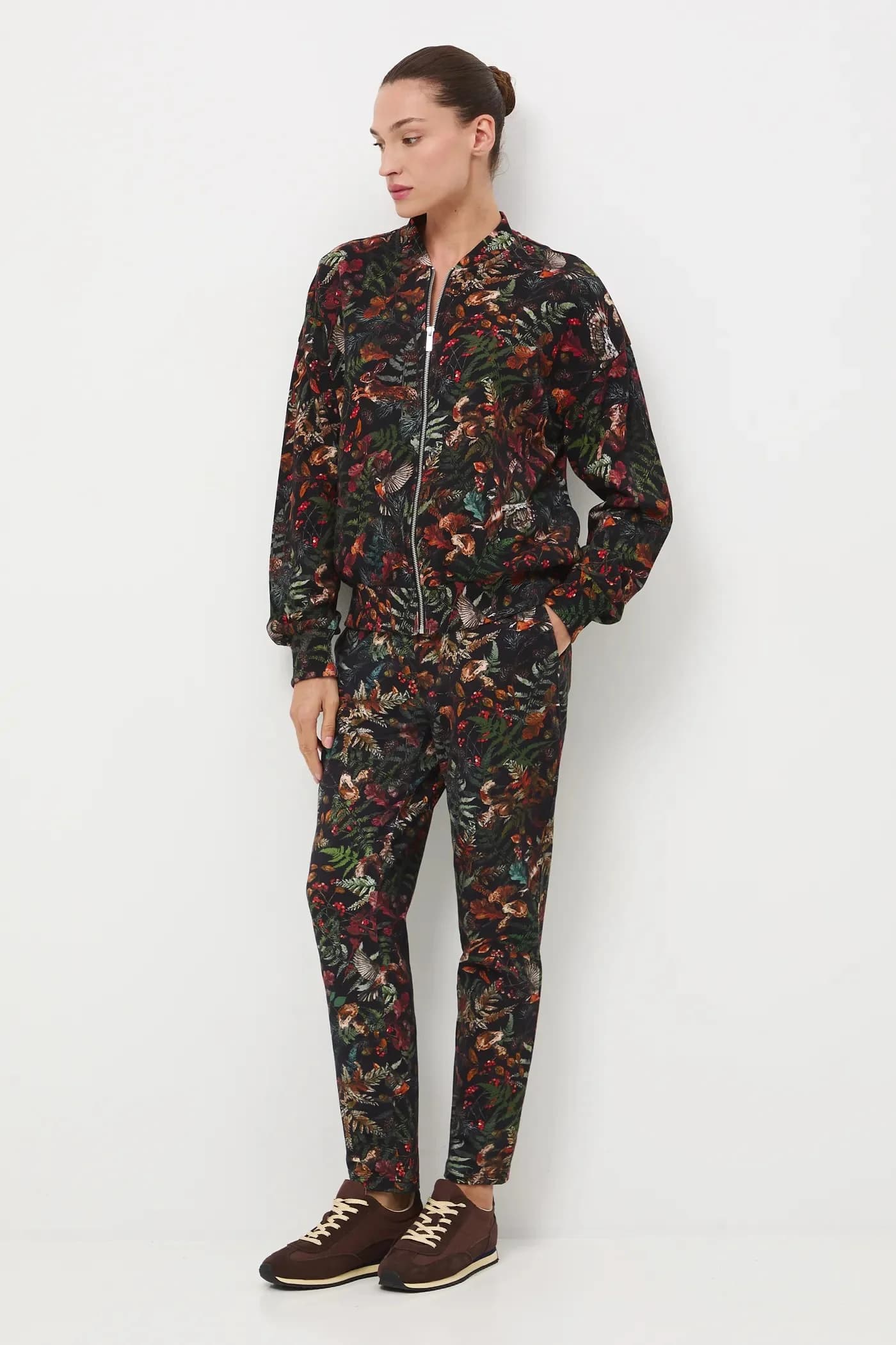 Спортивные штаны