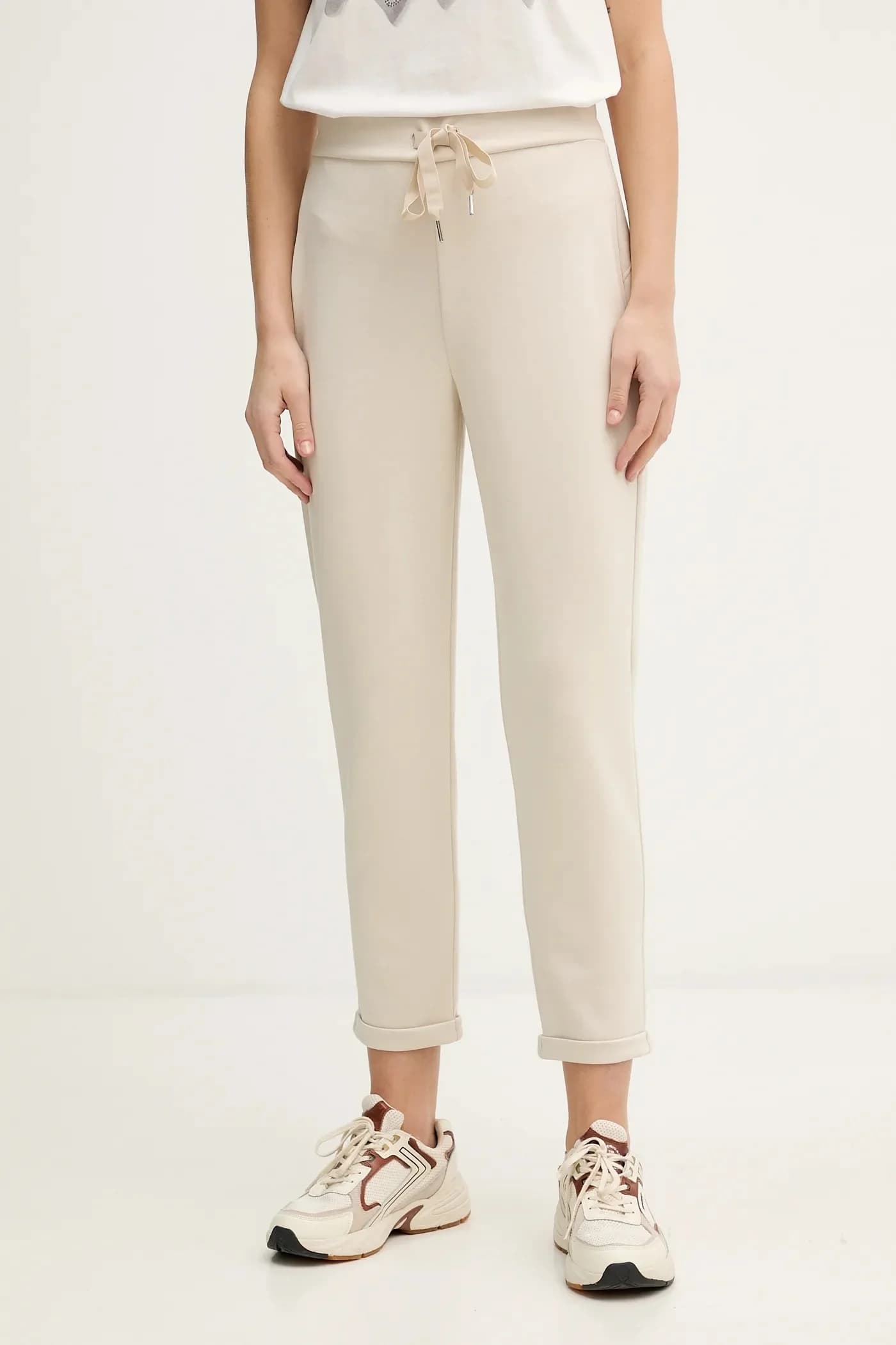 Спортивные штаны