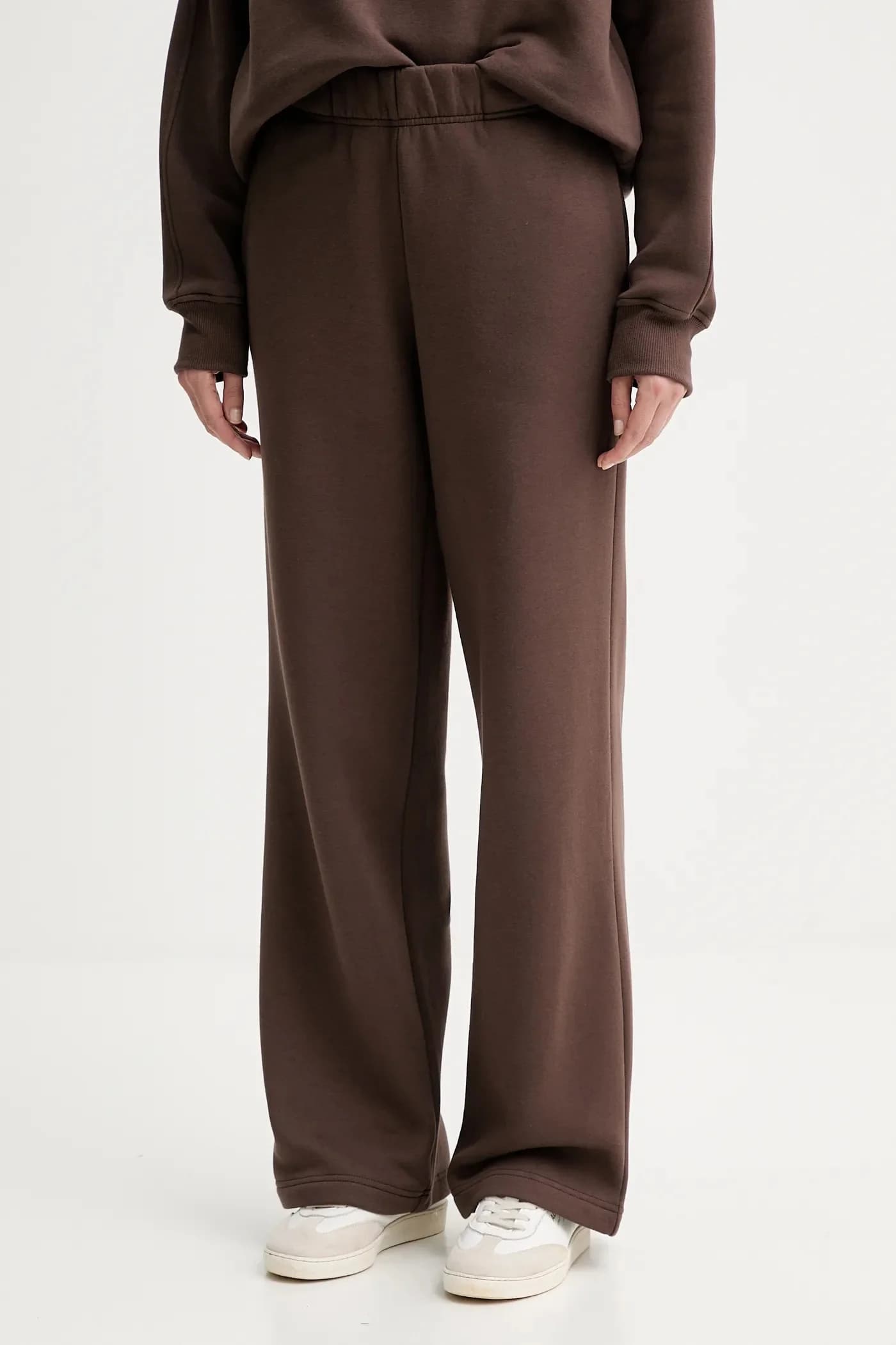 Спортивные брюки MUUV..x.Answear