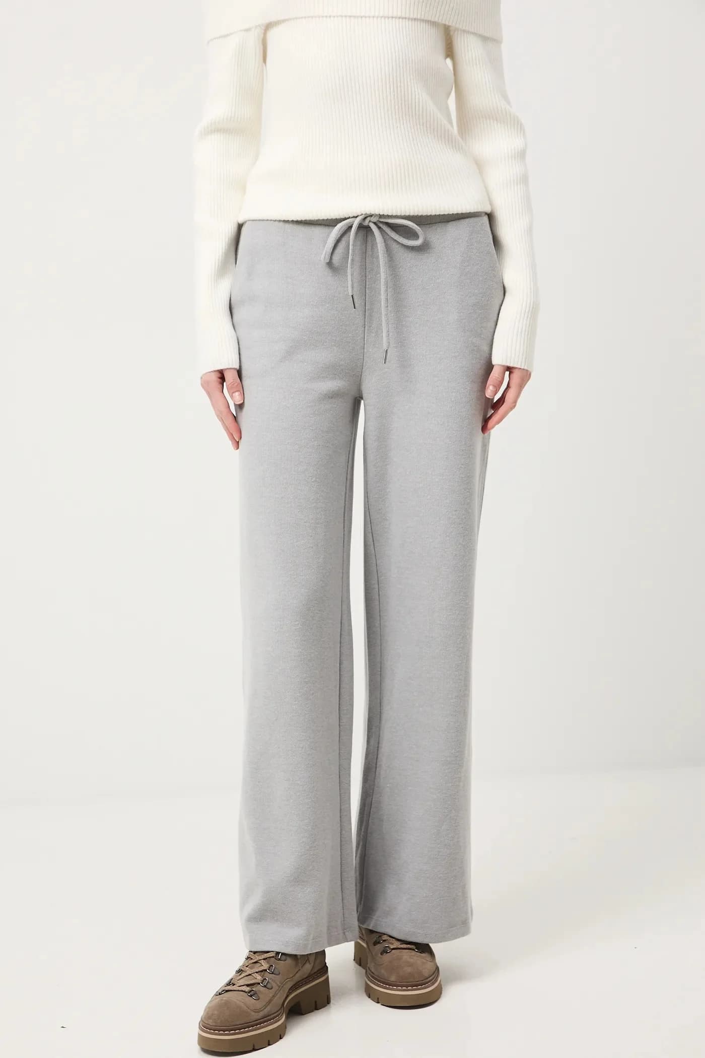 Спортивные штаны