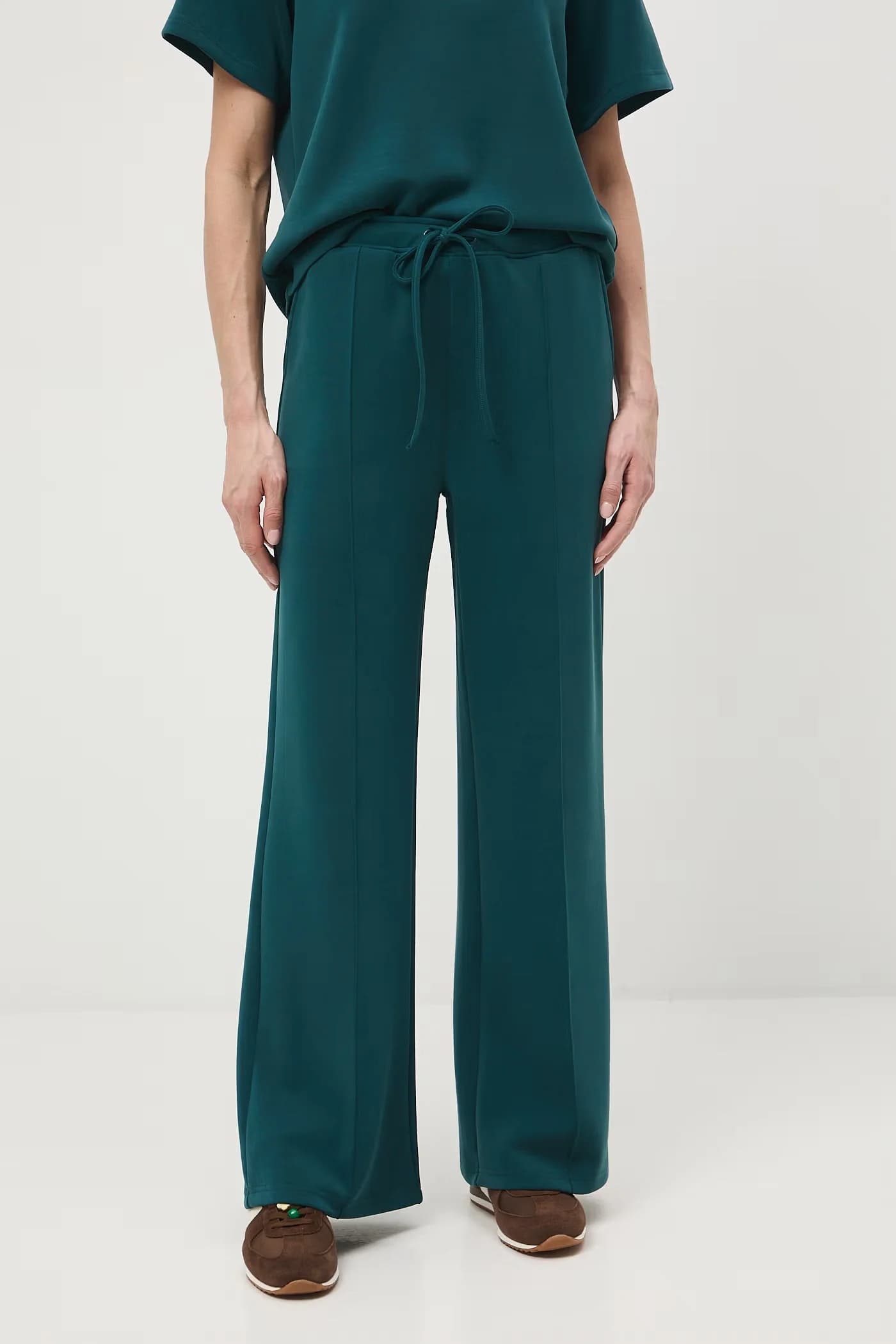 Спортивные штаны