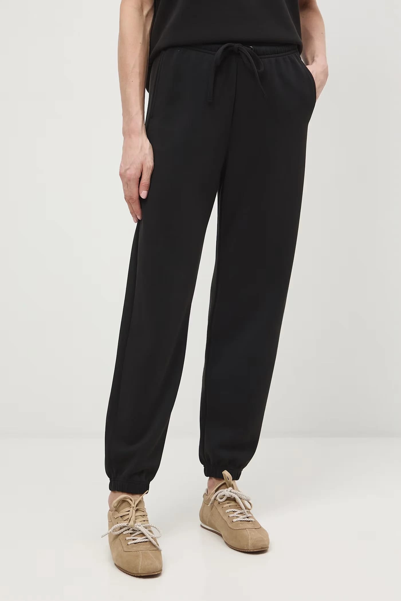 Спортивные штаны