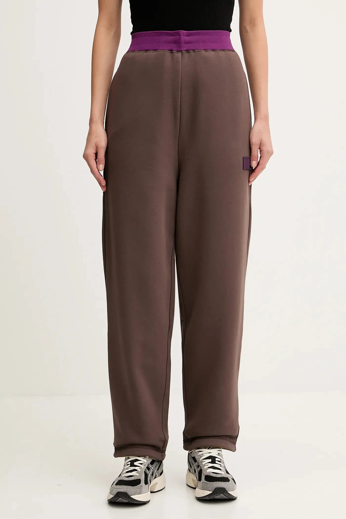 Спортивные штаны