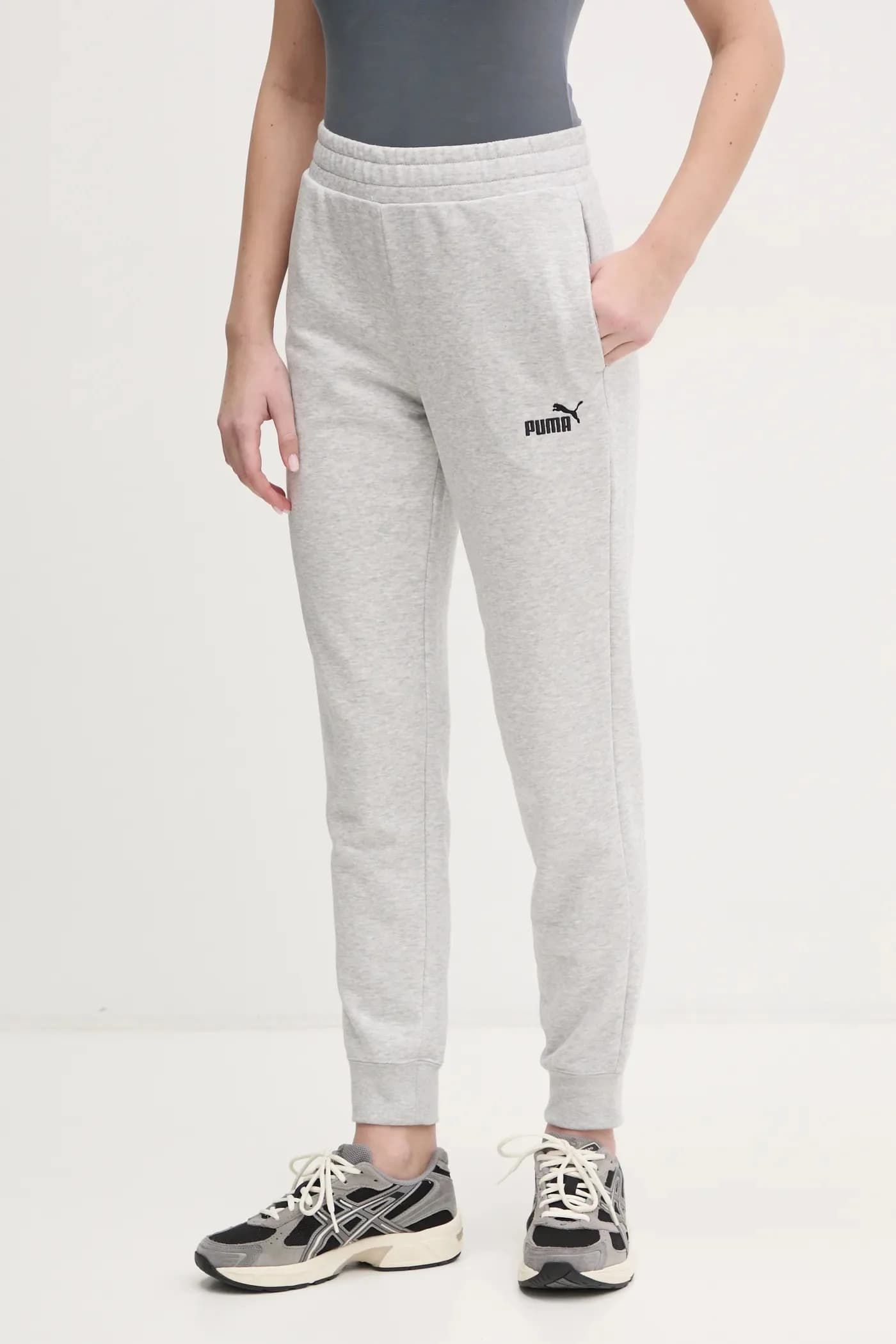 Спортивные штаны