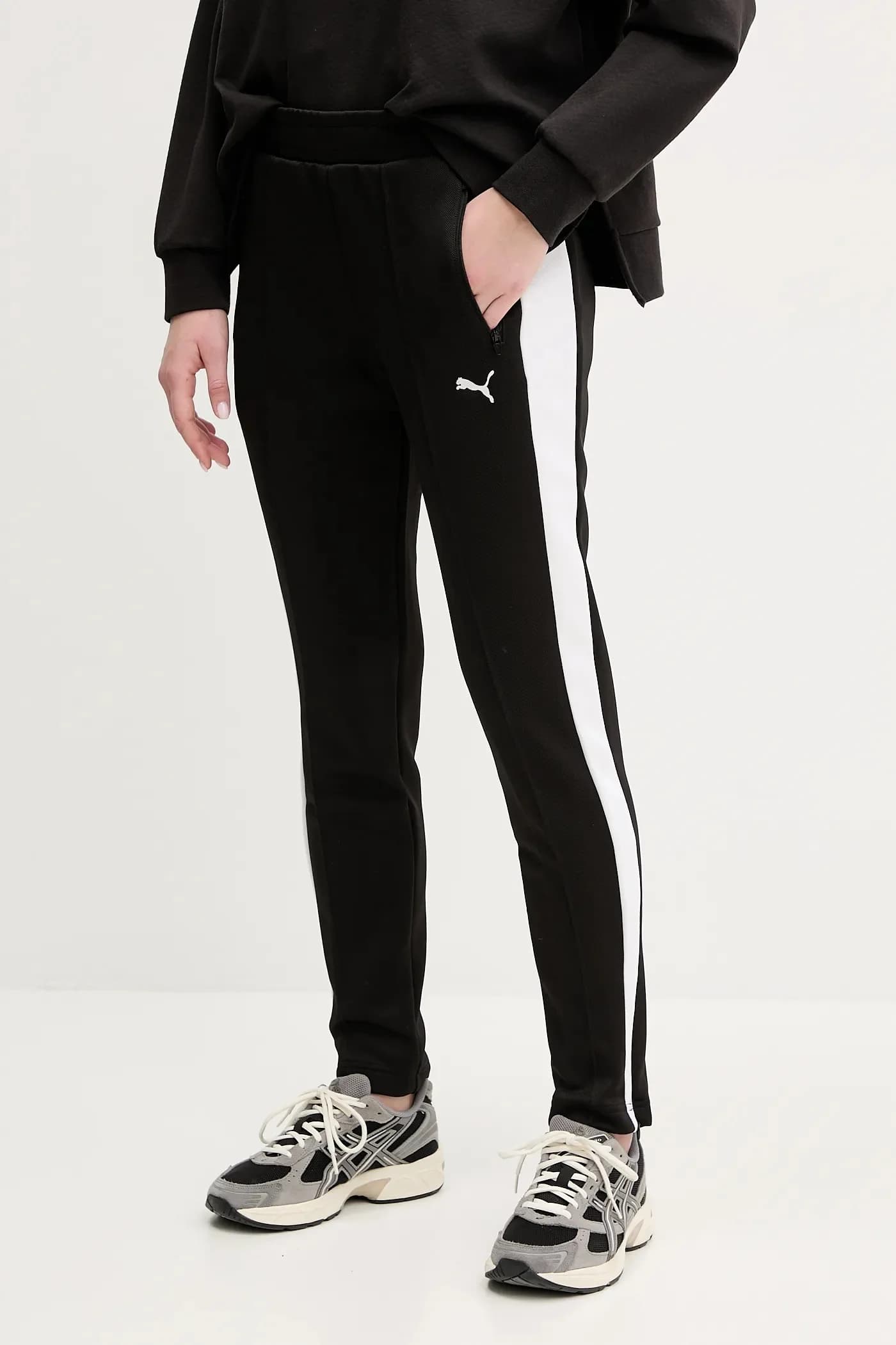 Спортивные штаны