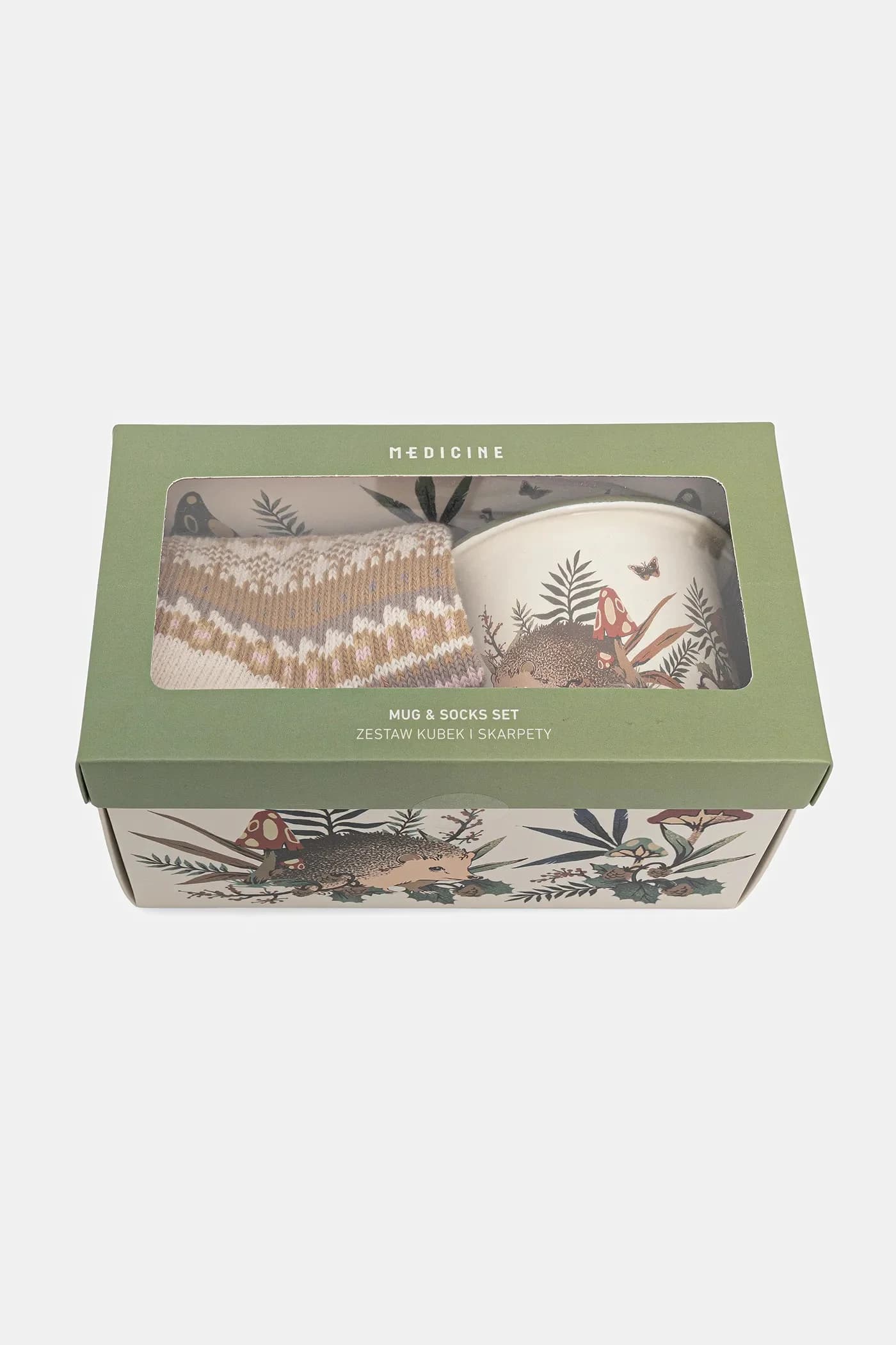 Подарочный набор: кружка и носки.