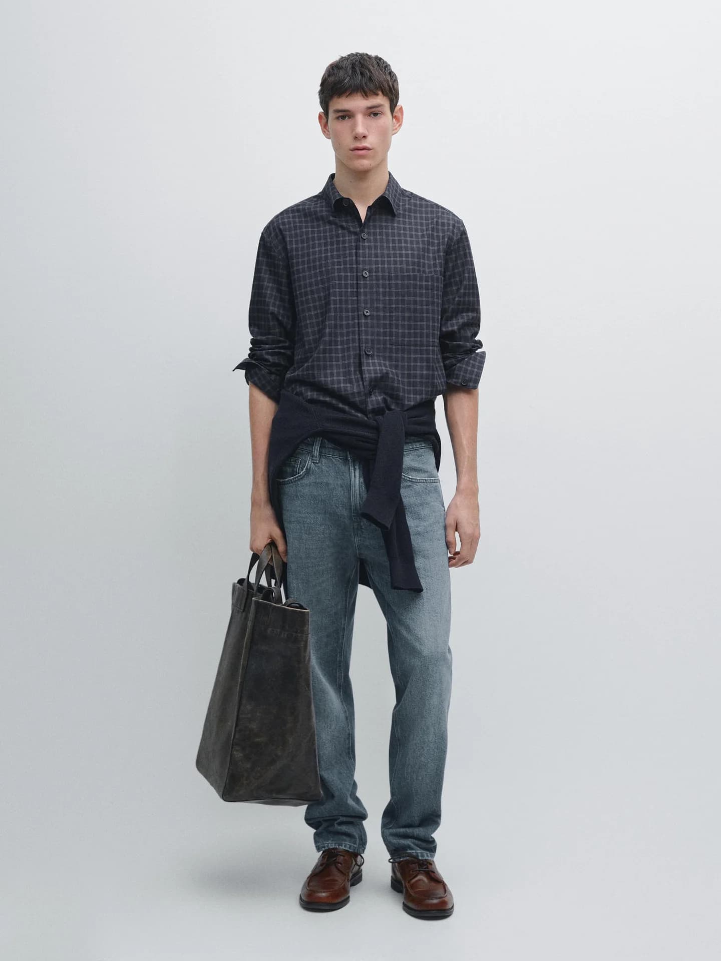 клетчатая рубашка свободного кроя