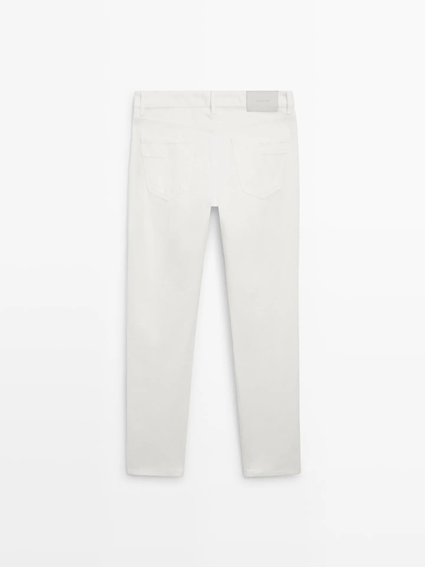 Джинсы узкого кроя