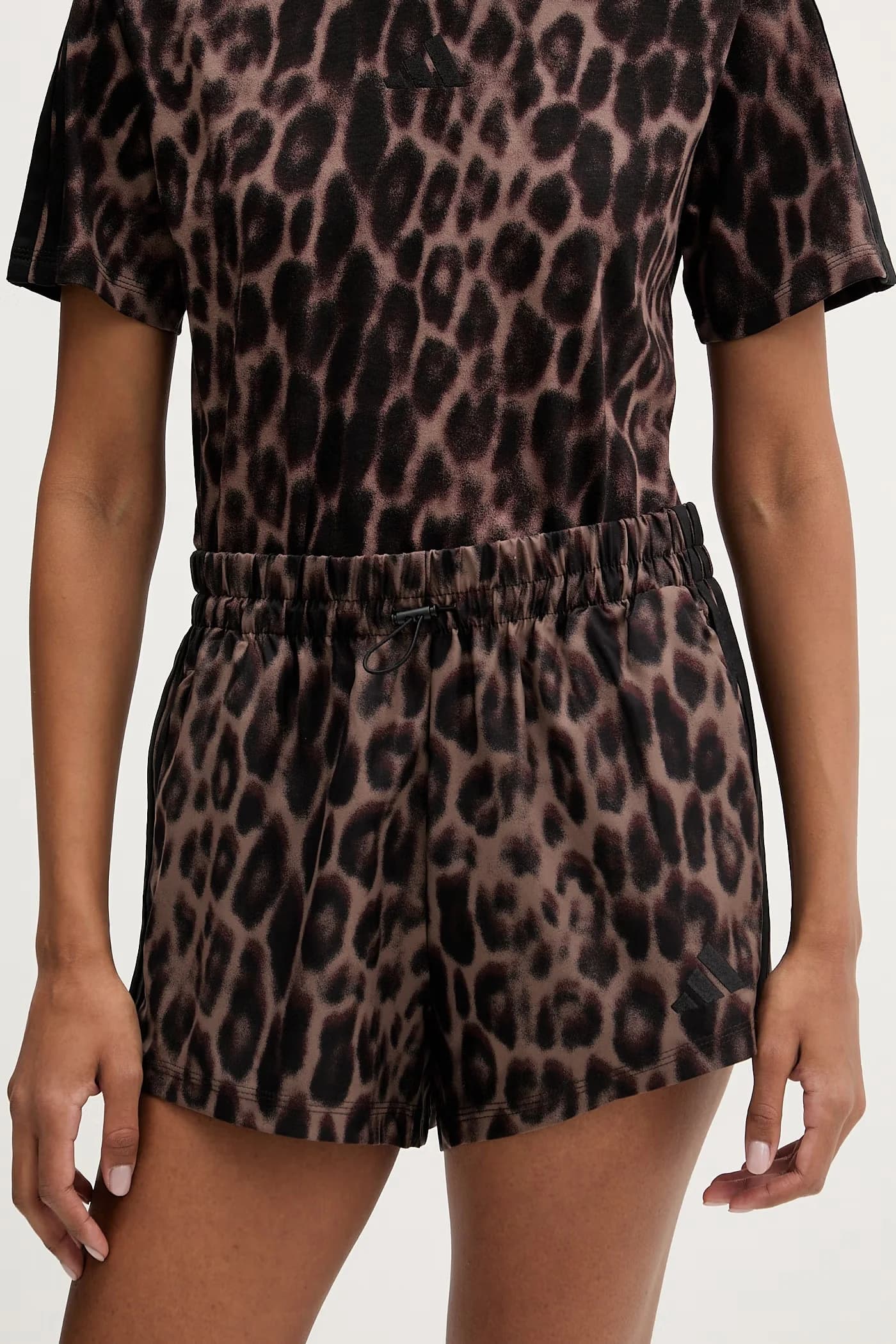 Базовые шорты