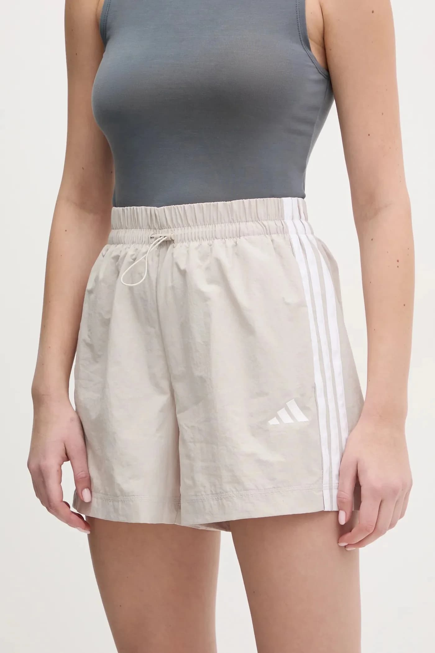 Базовые шорты