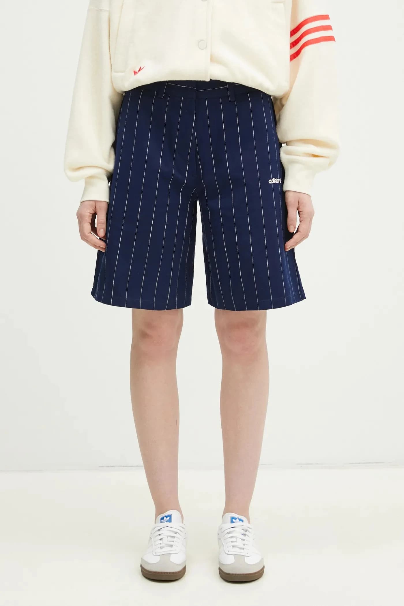 шорты PINSTRIPE SHORT