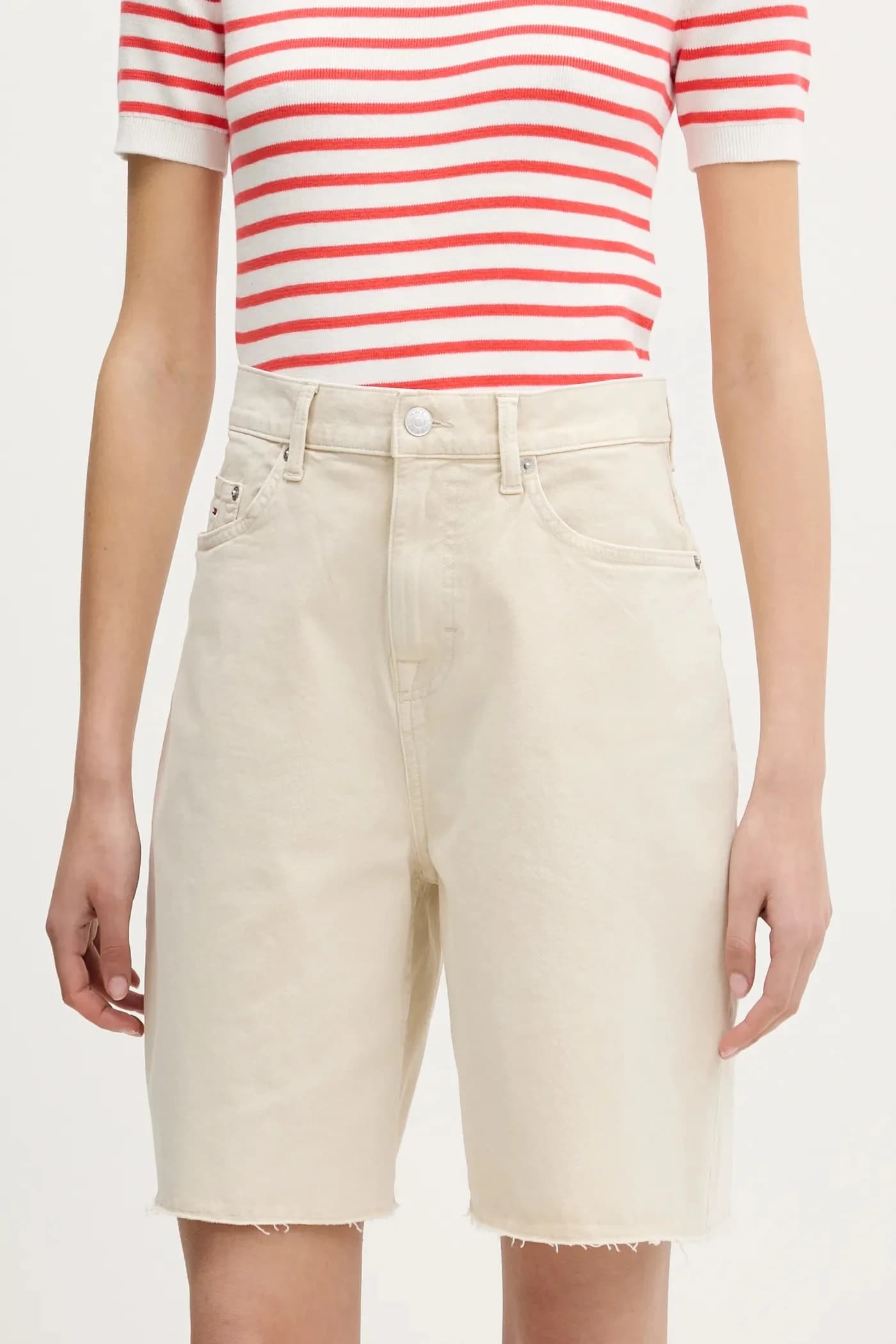 Джинсовые шорты