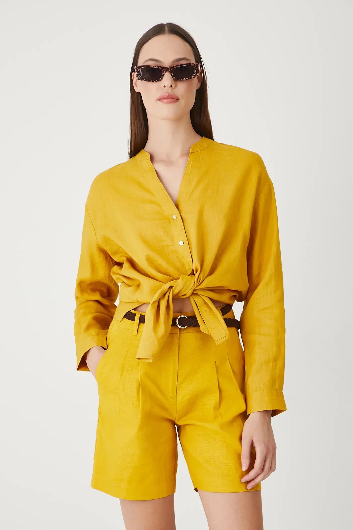 Льняные шорты