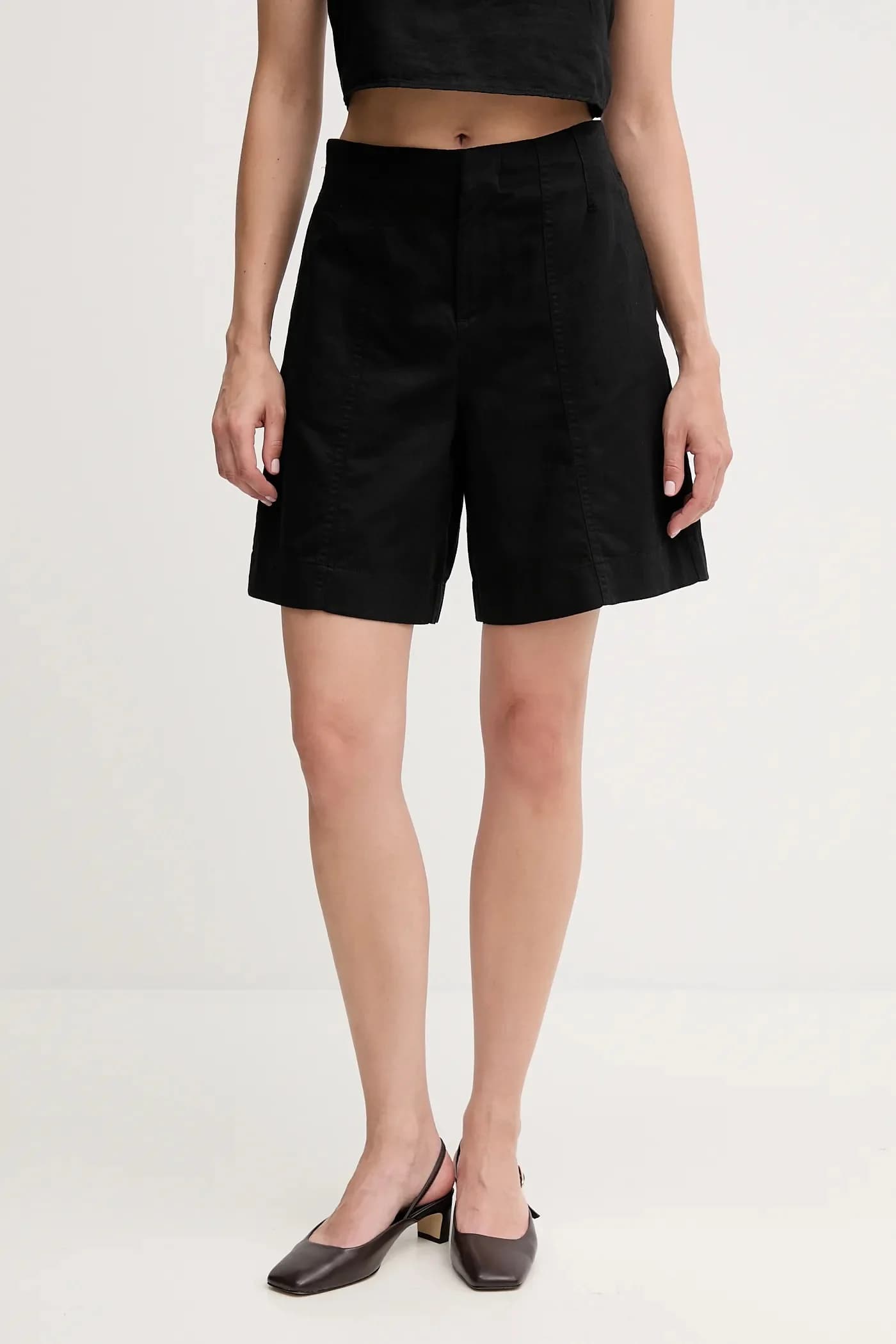 Шорты из смесового льна