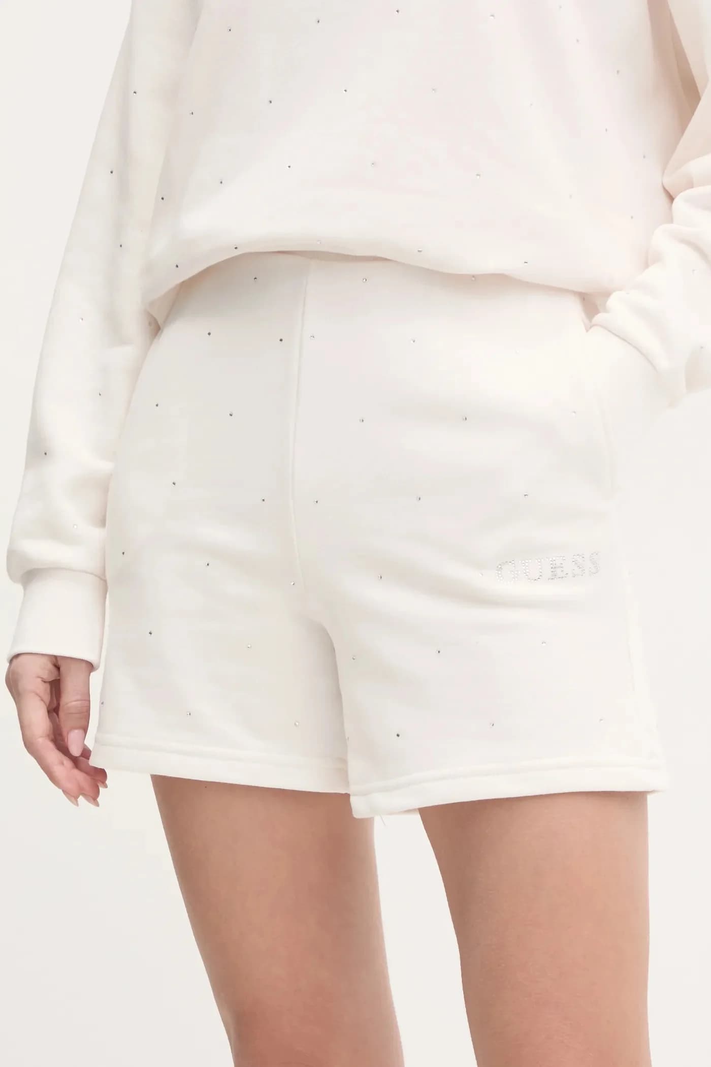 Шорты со СТРАЗАМИ