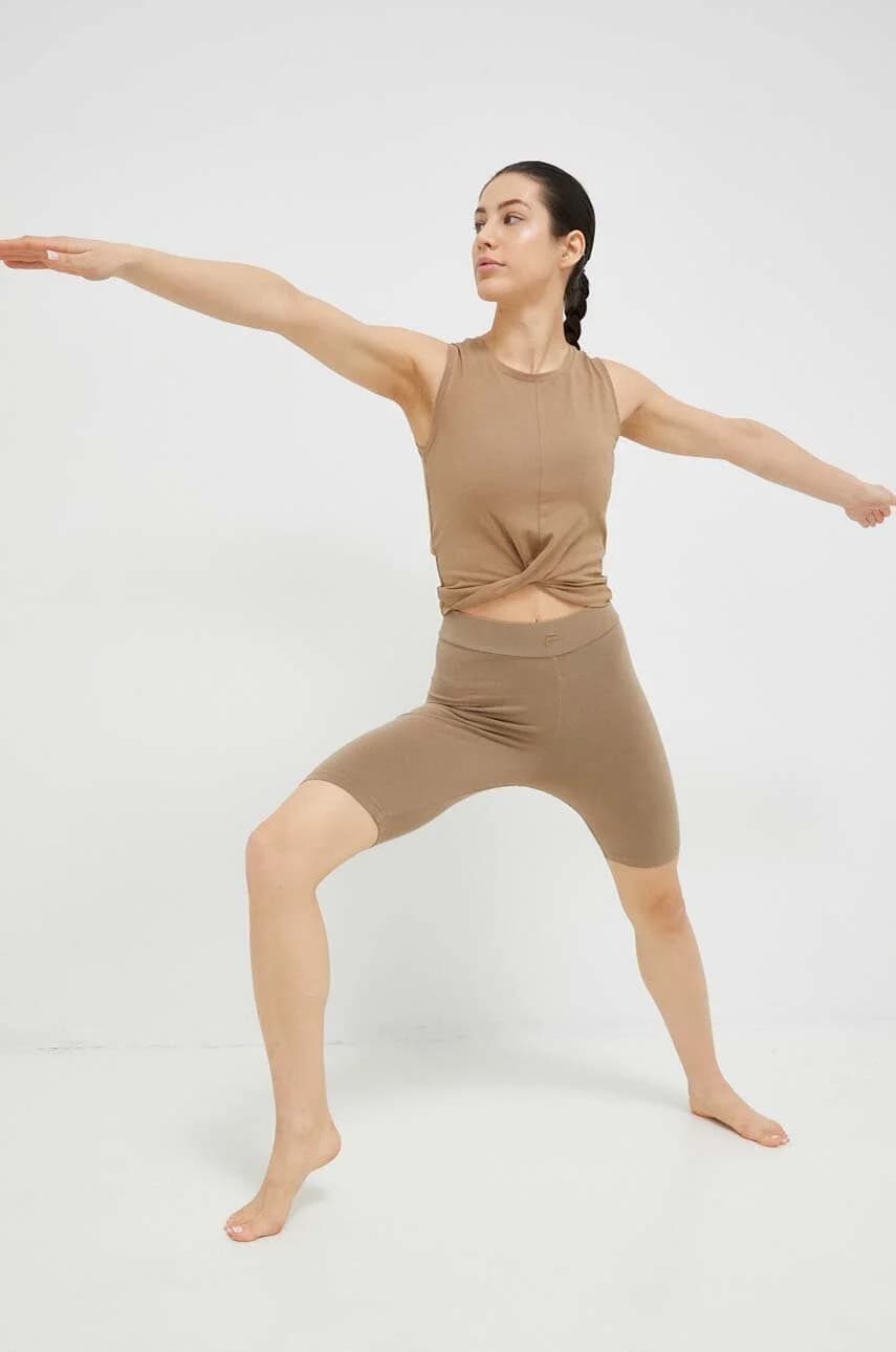 Шорты-коллиас