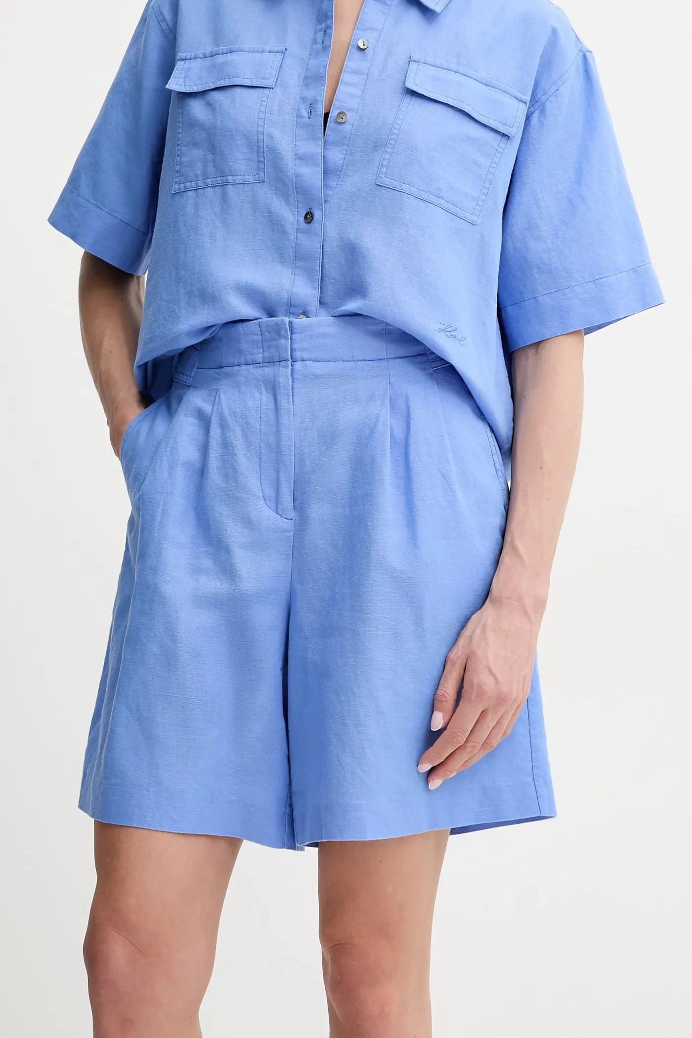 Льняные шорты