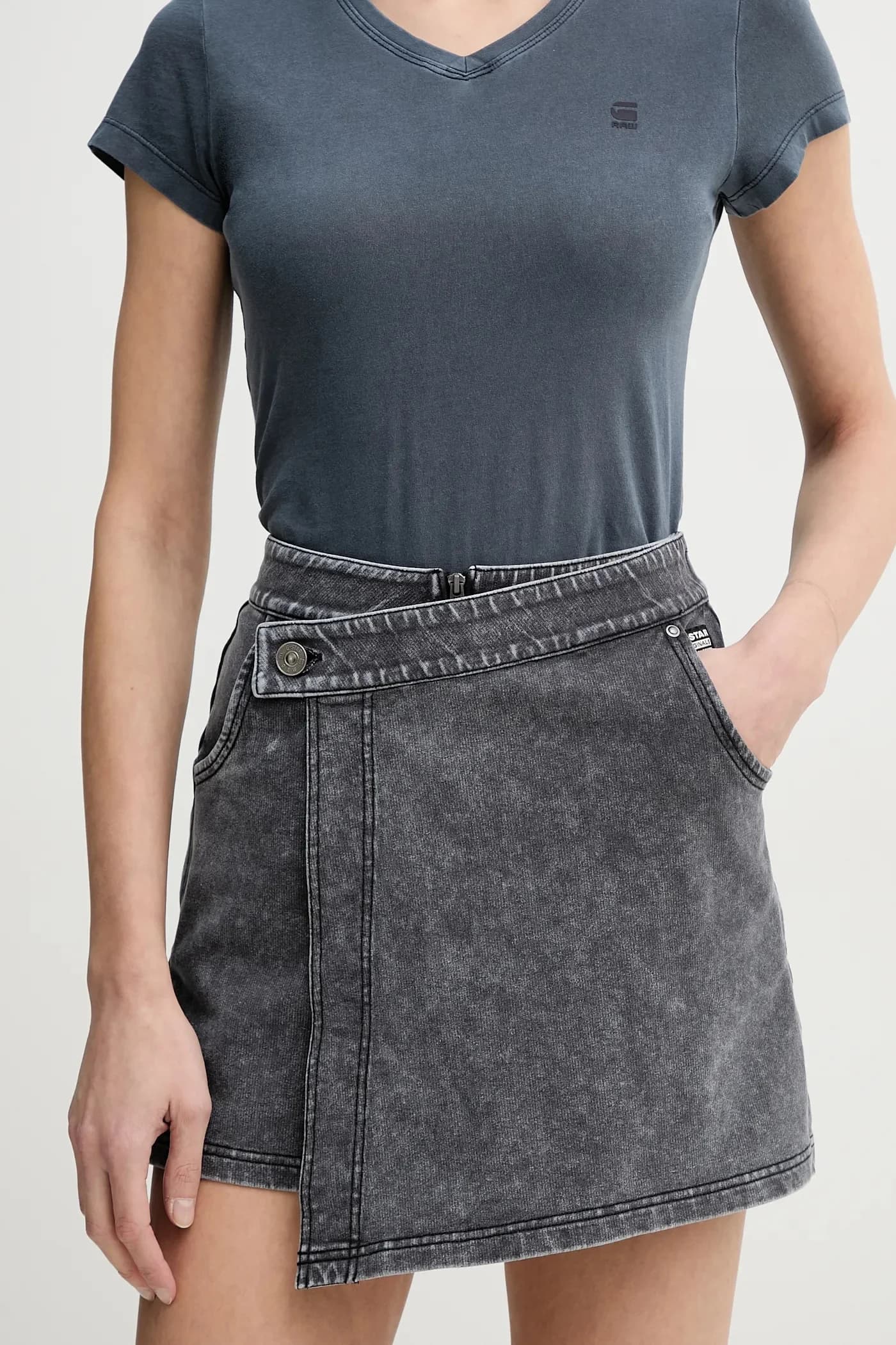 Джинсовая юбка и брюки