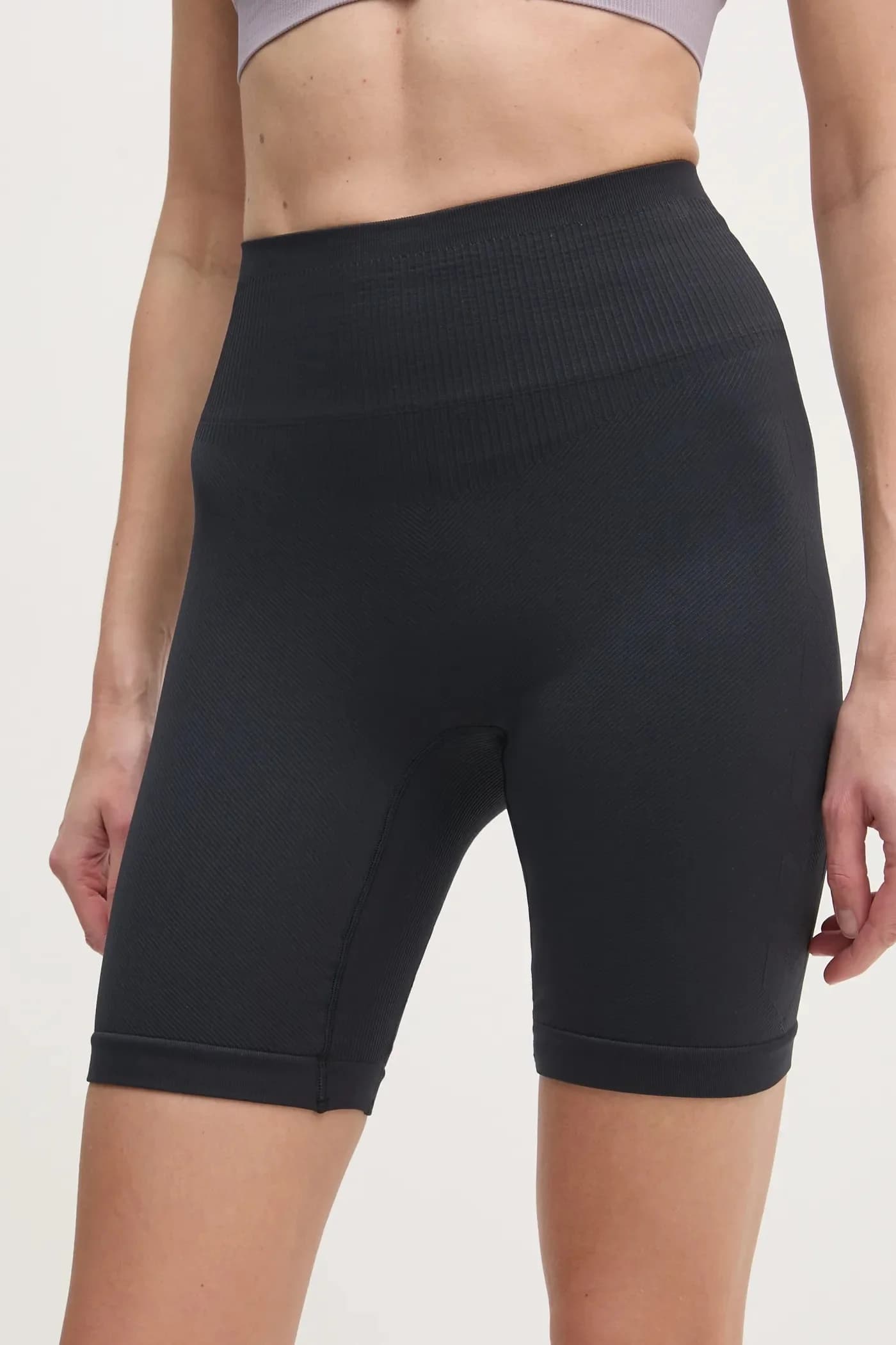 Alive тренировочные шорты