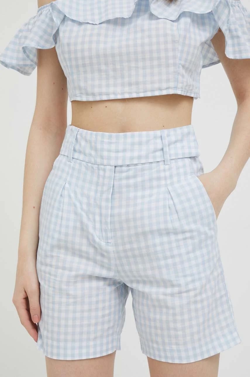 Шорты из смесового льна