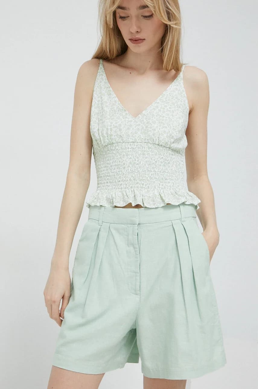 Льняные шорты