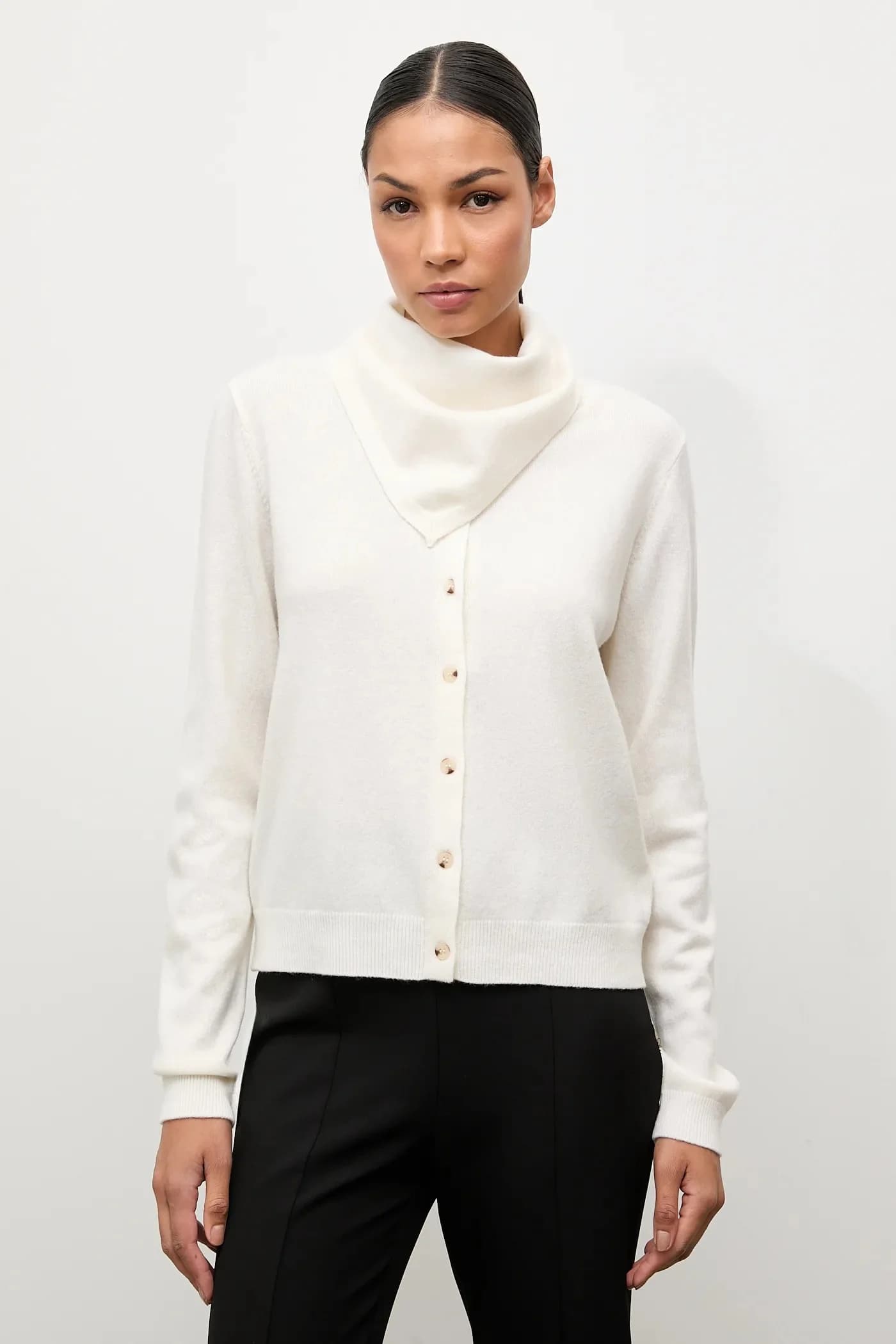 Кардиган из мериносовой шерсти с шарфом