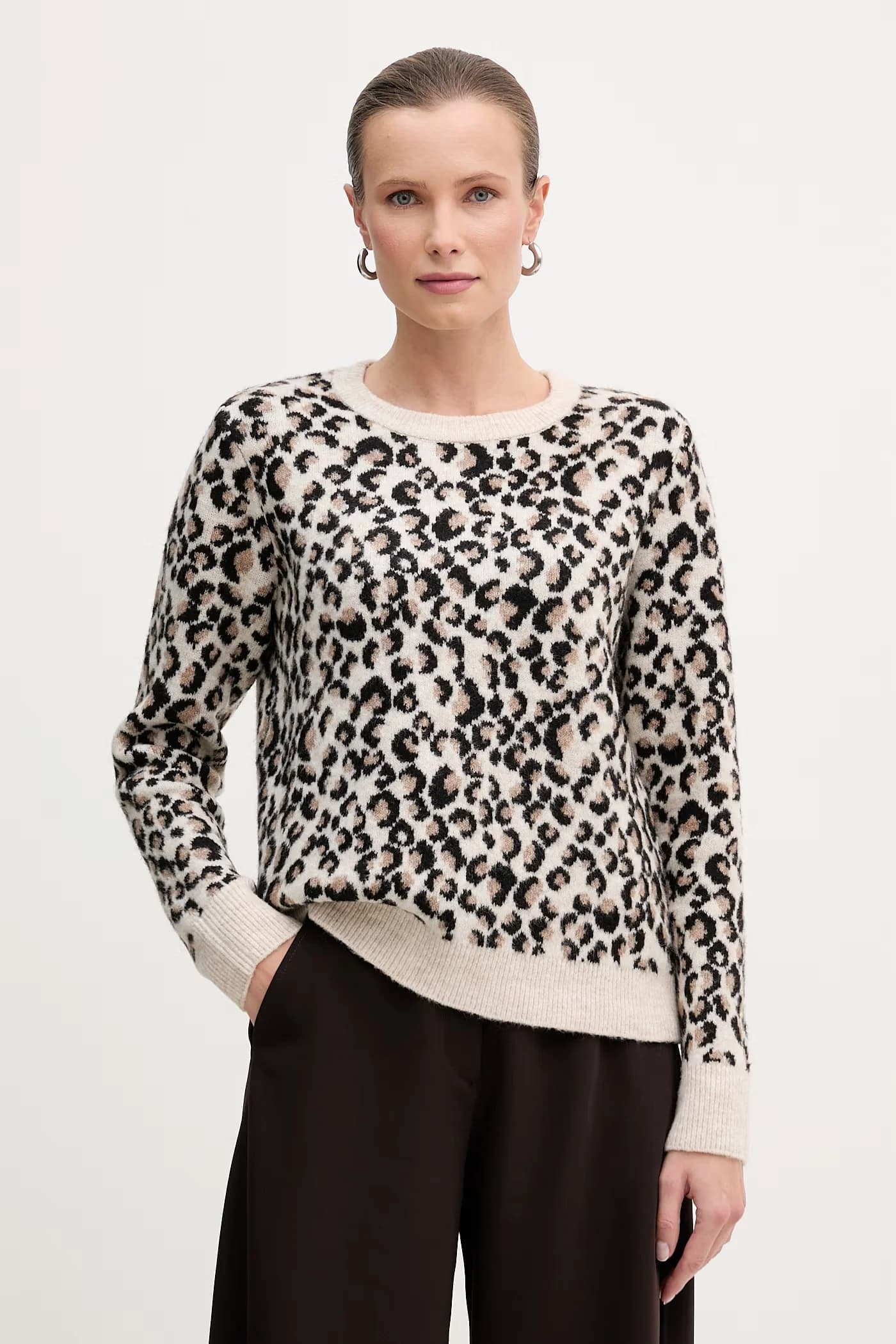 Свитер из смесовой шерсти