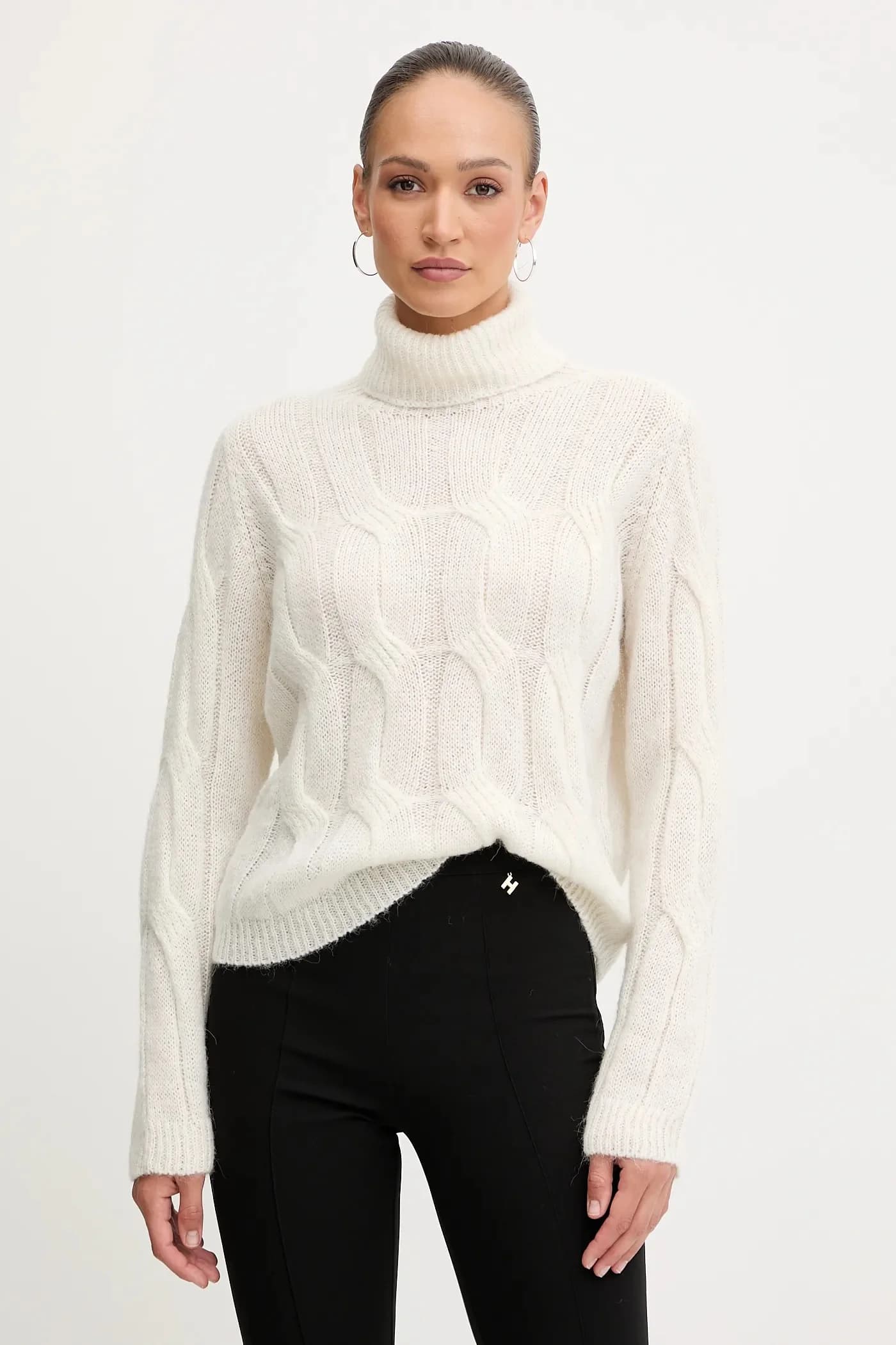 Свитер из смесовой шерсти