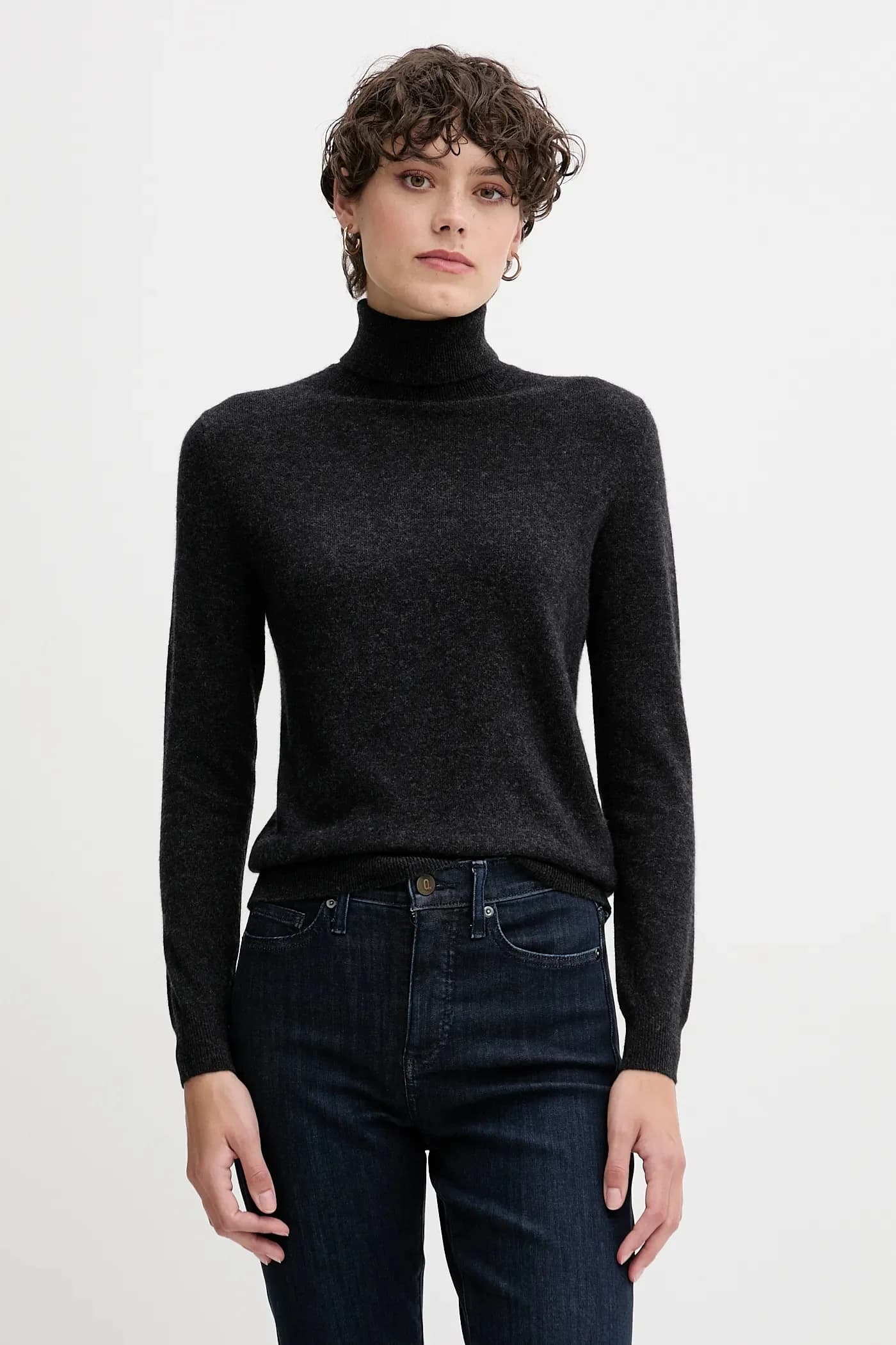 Шерстяной свитер