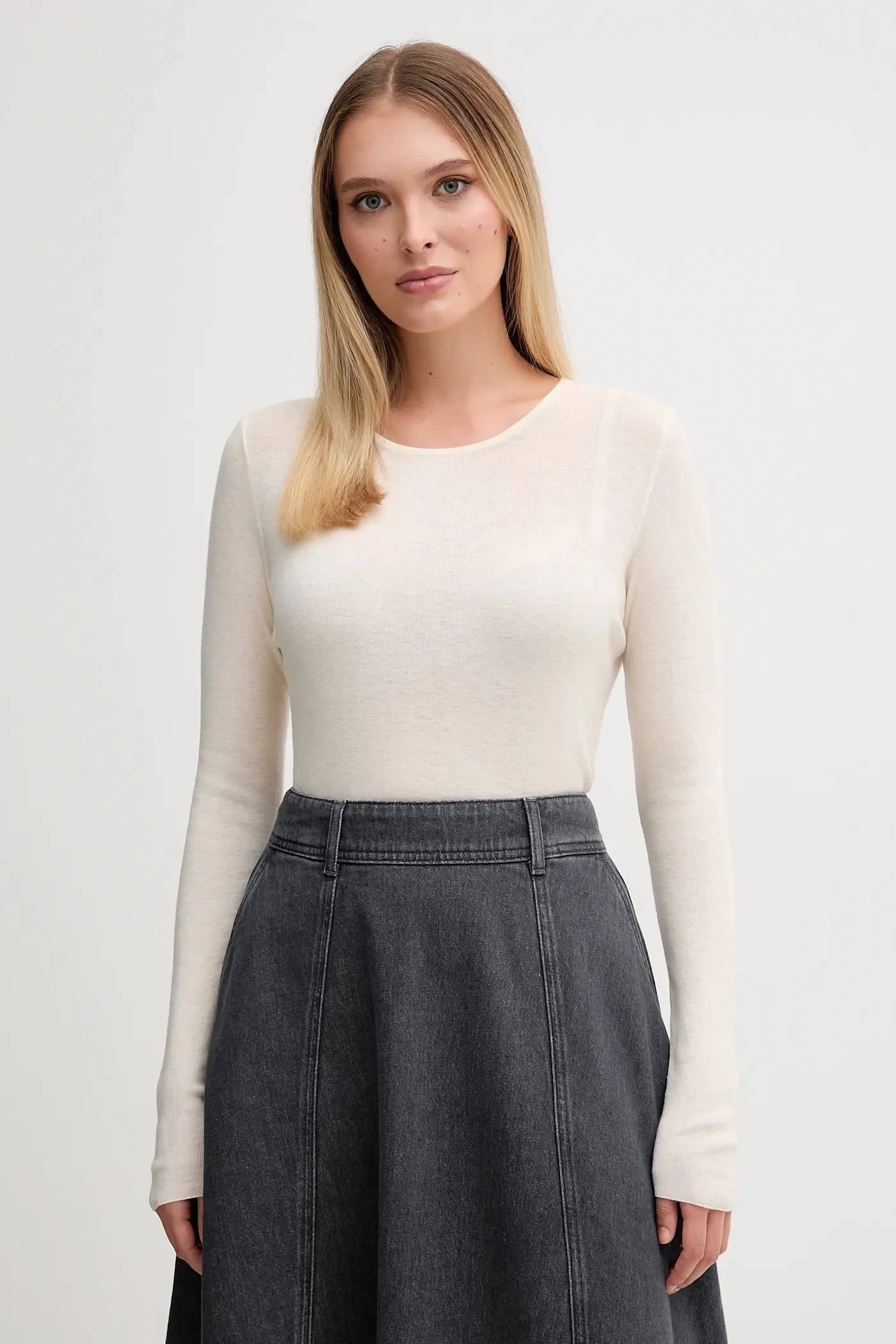 Шерстяной свитер