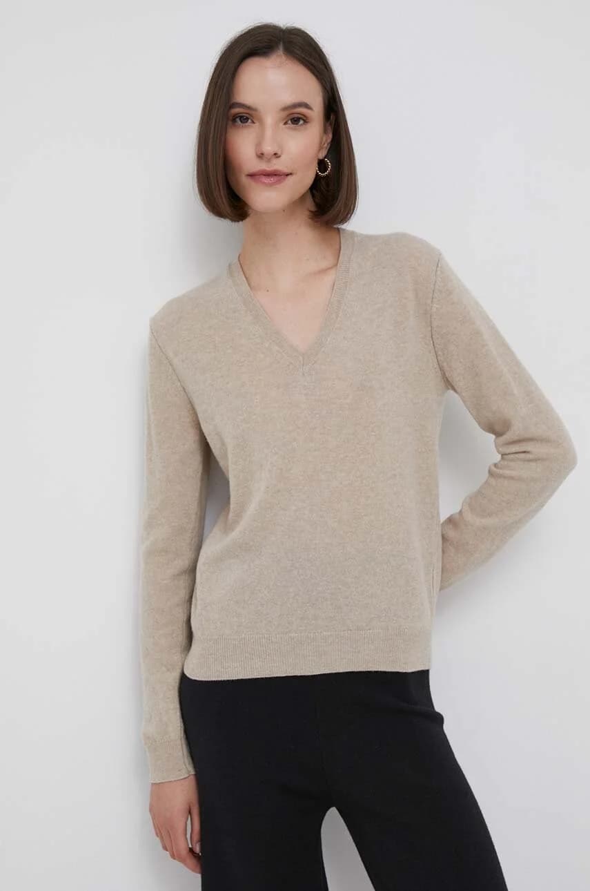 Шерстяной свитер