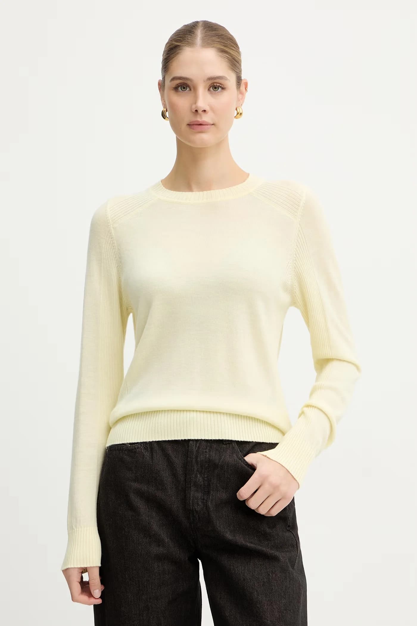 MCOBERLINA шерстяной свитер