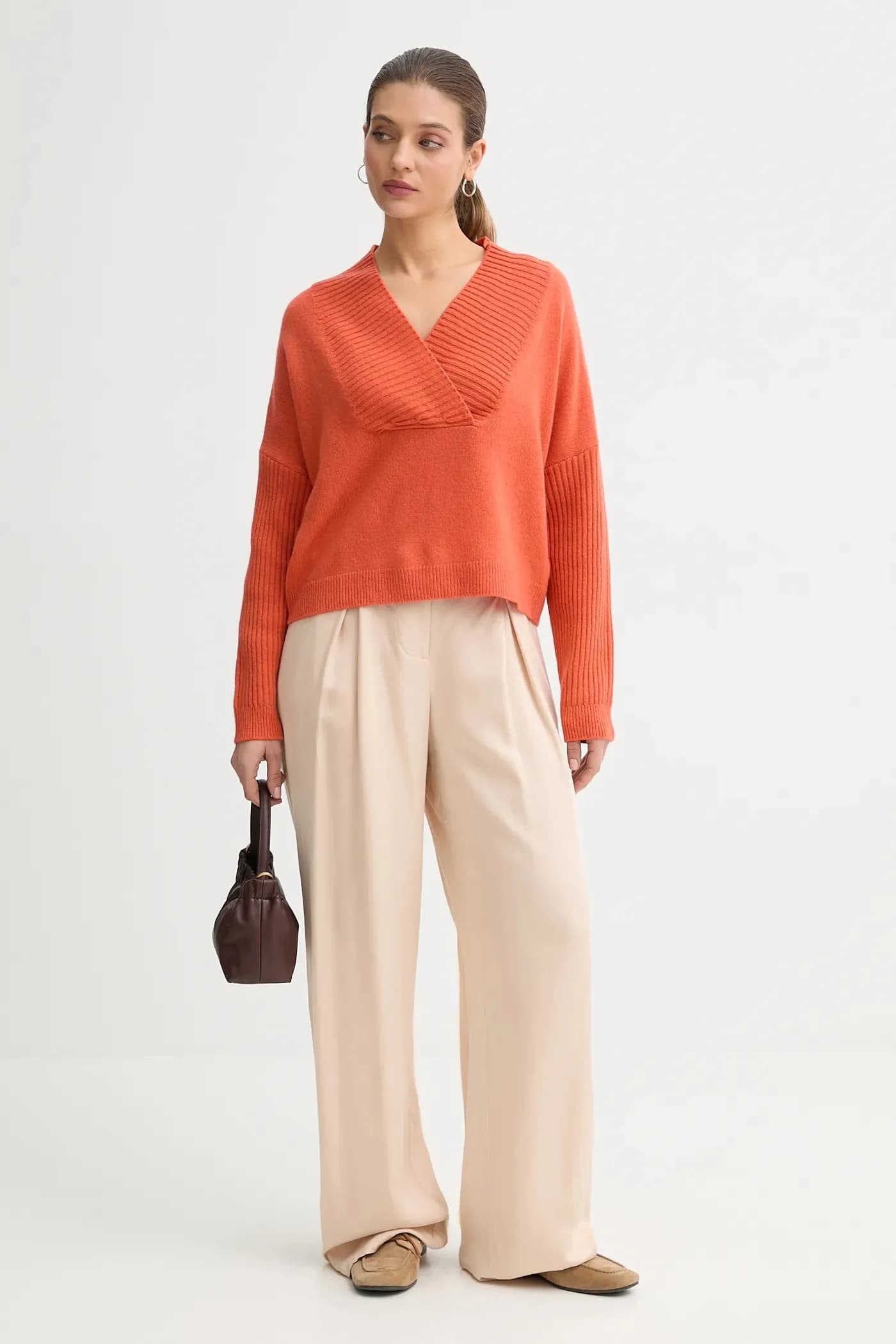 Свитер из смесовой шерсти