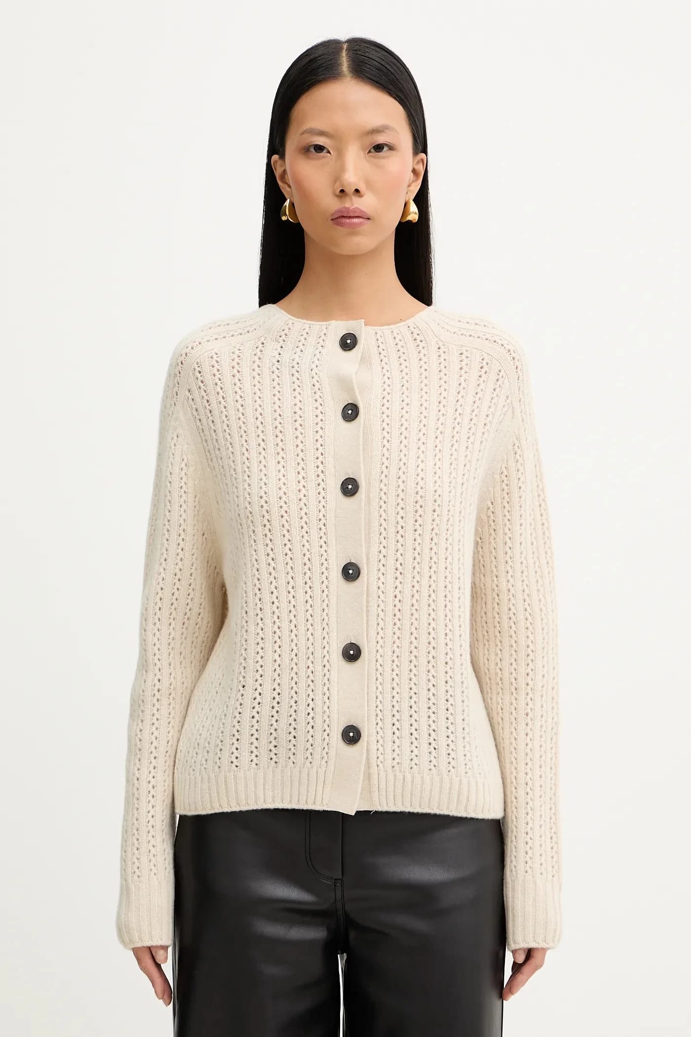 Шерстяной свитер